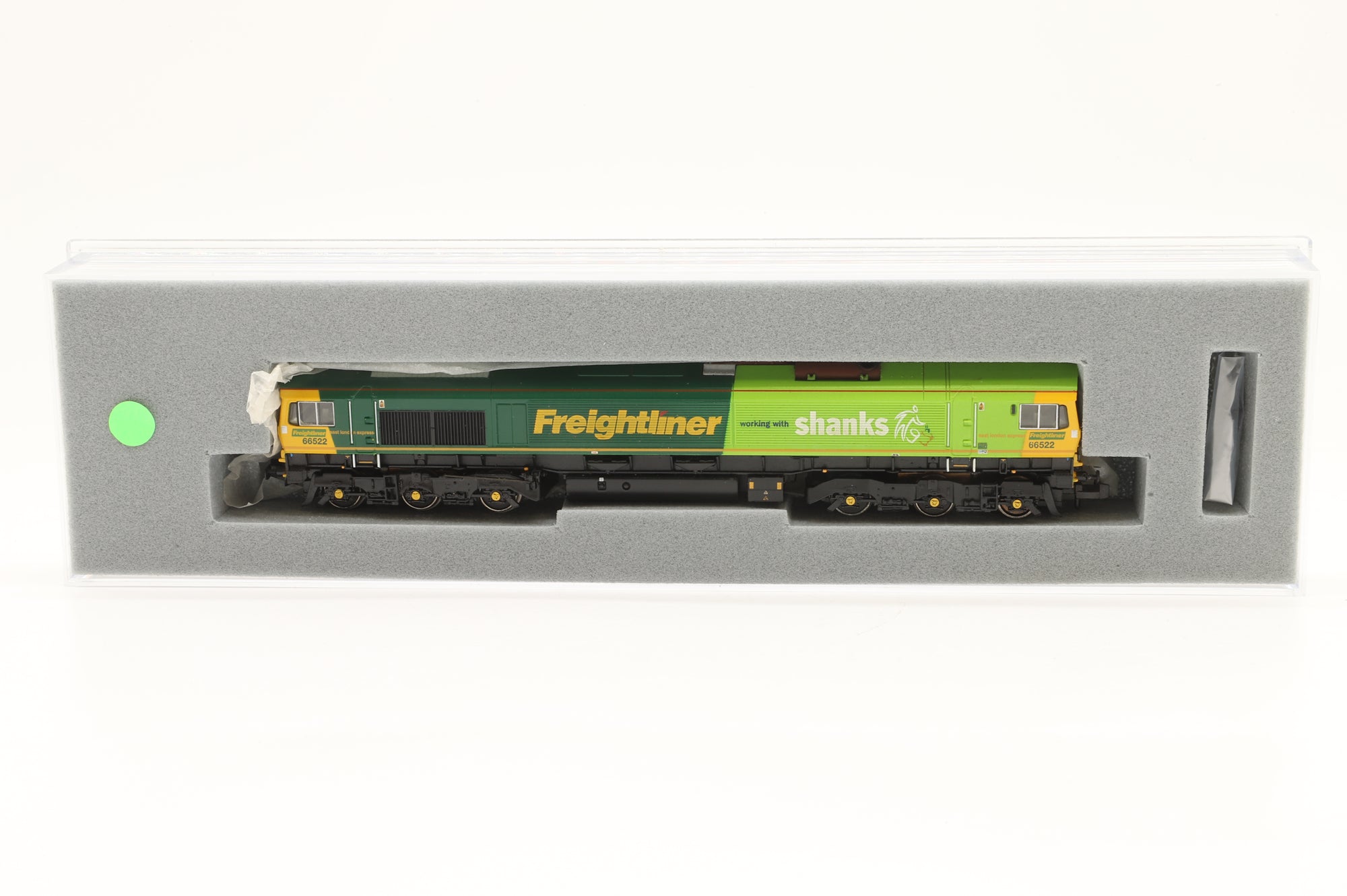 Graham Farish N 371-378 Class 66 Diesel '66522' Freightliner