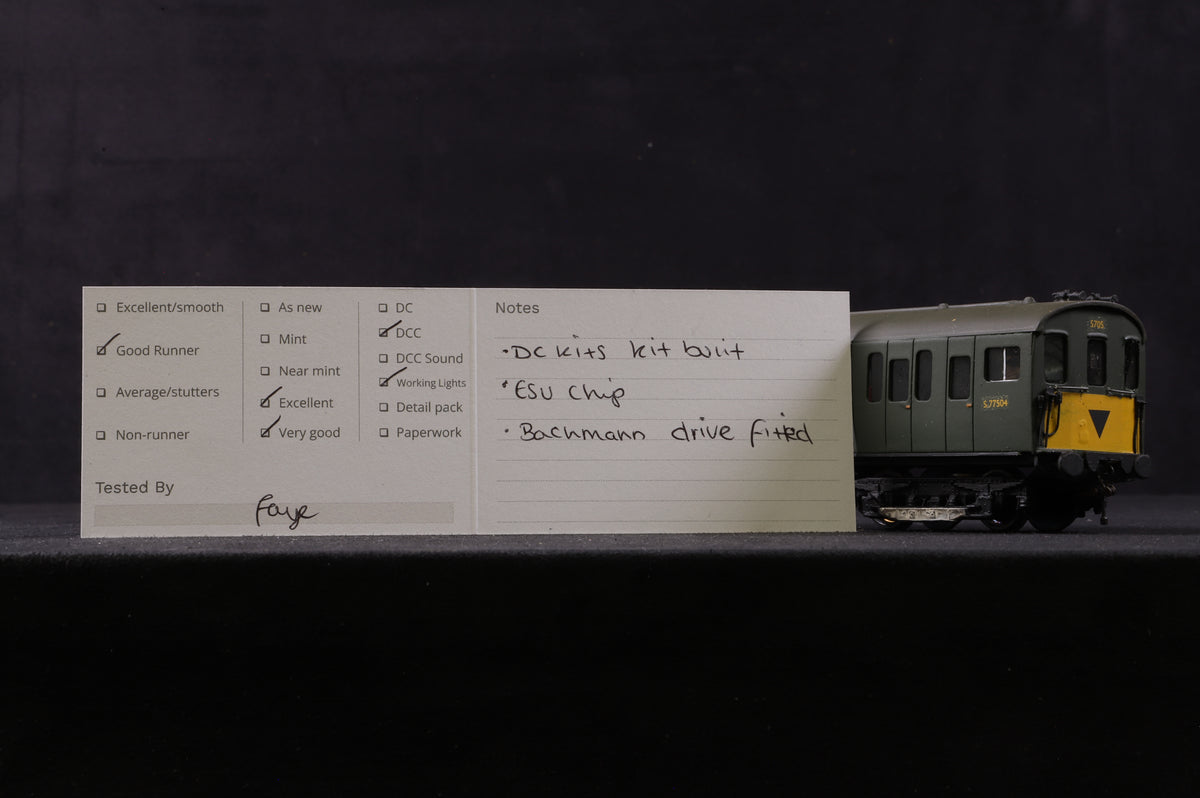 DC Kits OO Kit Built BR(S) EMU BR Green DCC Fitted