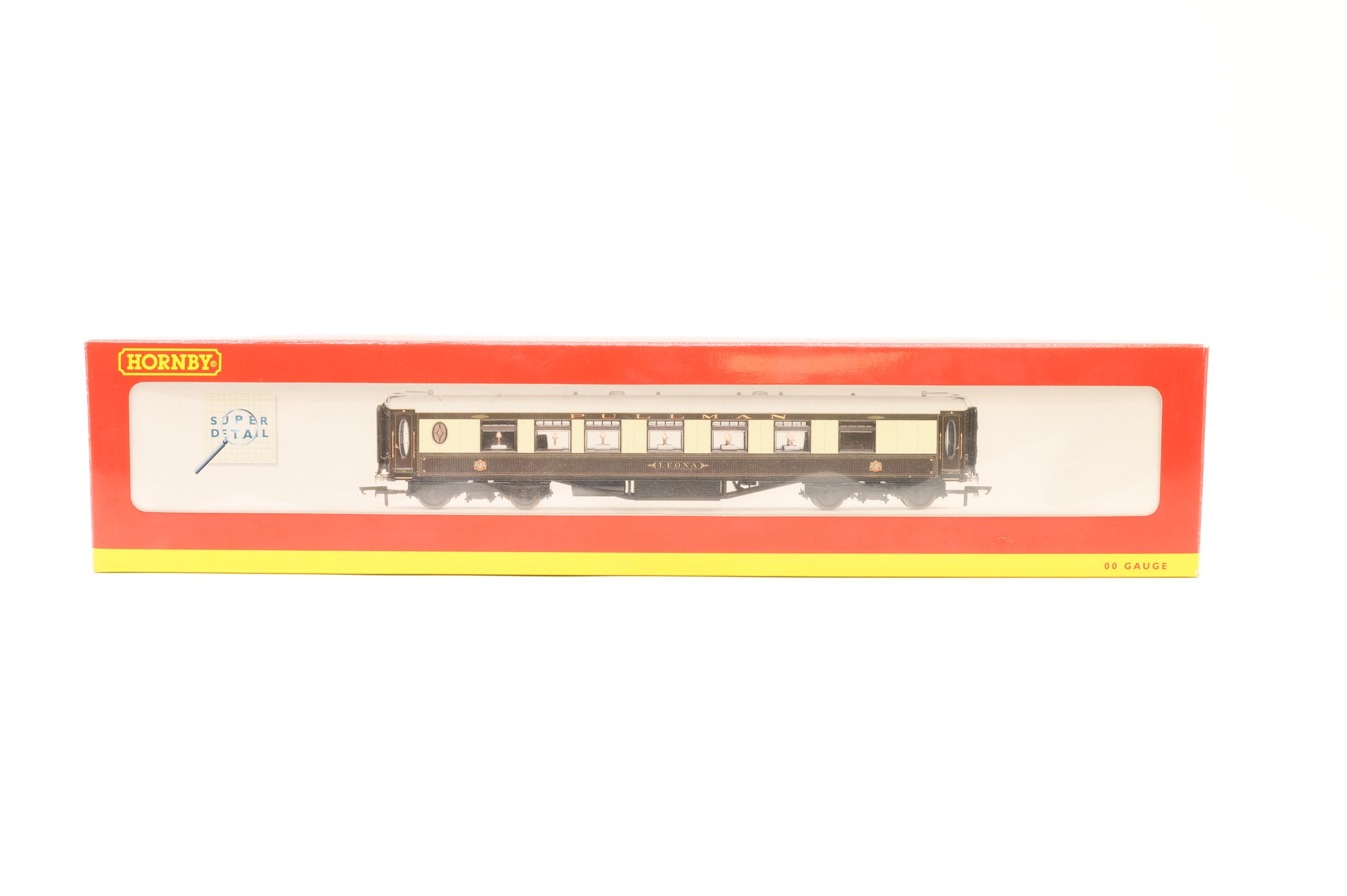 Hornby OO Rake Of 3 Pullman Cars Inc. R4150, R4144 & 4143