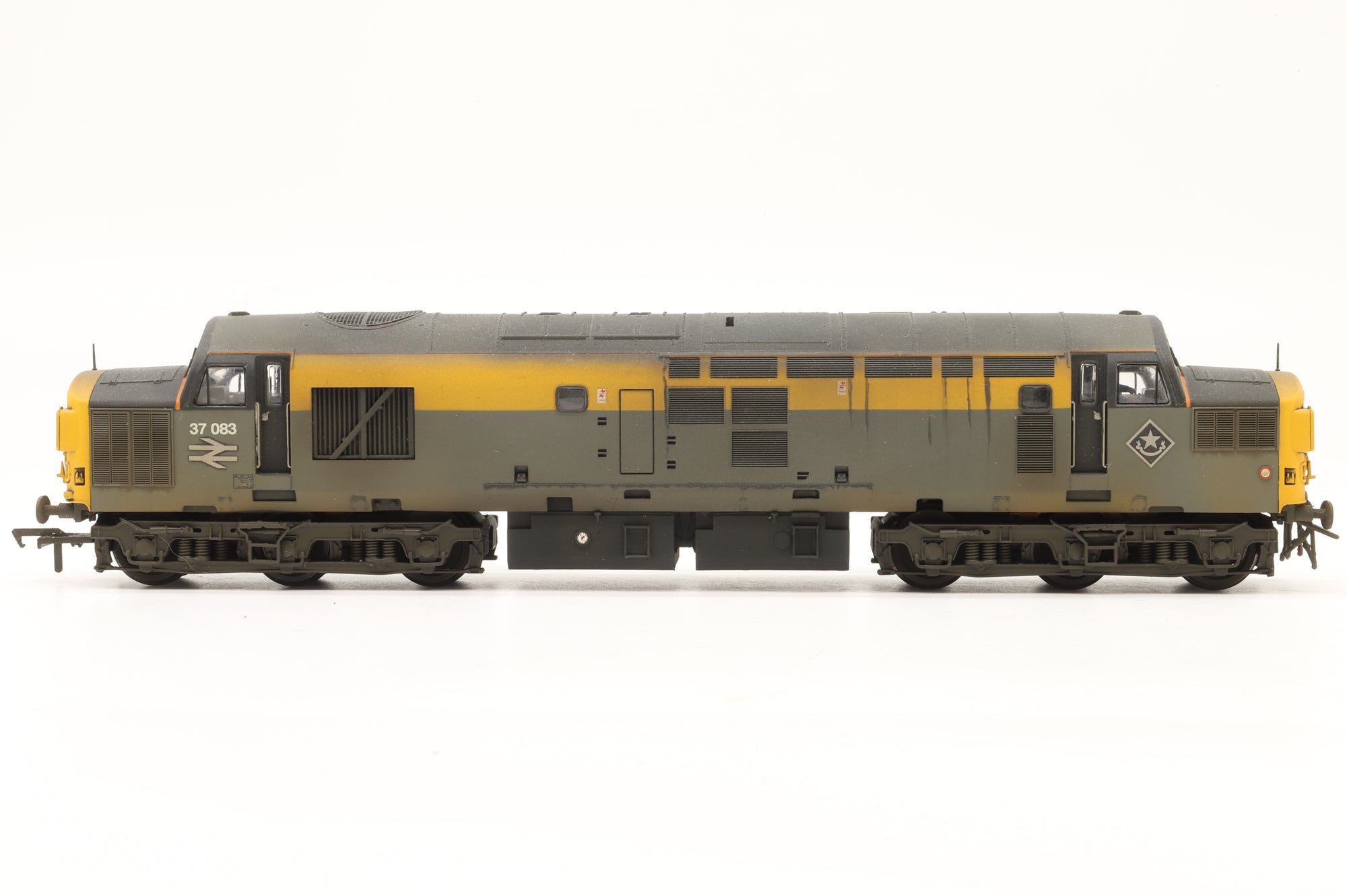 Bachmann OO 32-779 Class 37/0 Diesel '37083' Renumbered Civil Engineers Weathered DCC Fitted