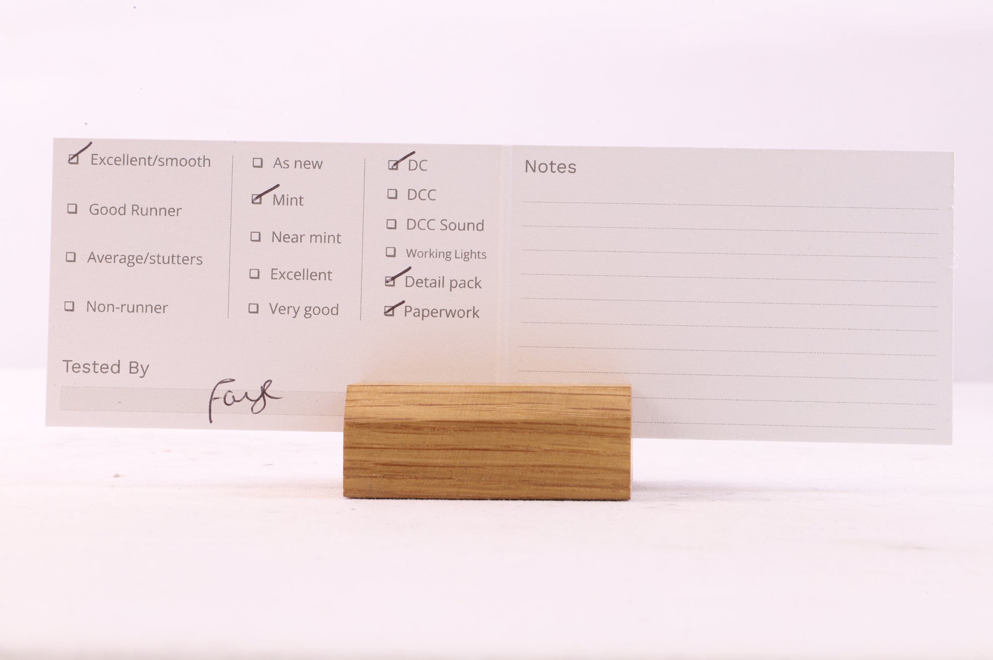 Hornby OO R30150 Class 66 '66748' GBRf