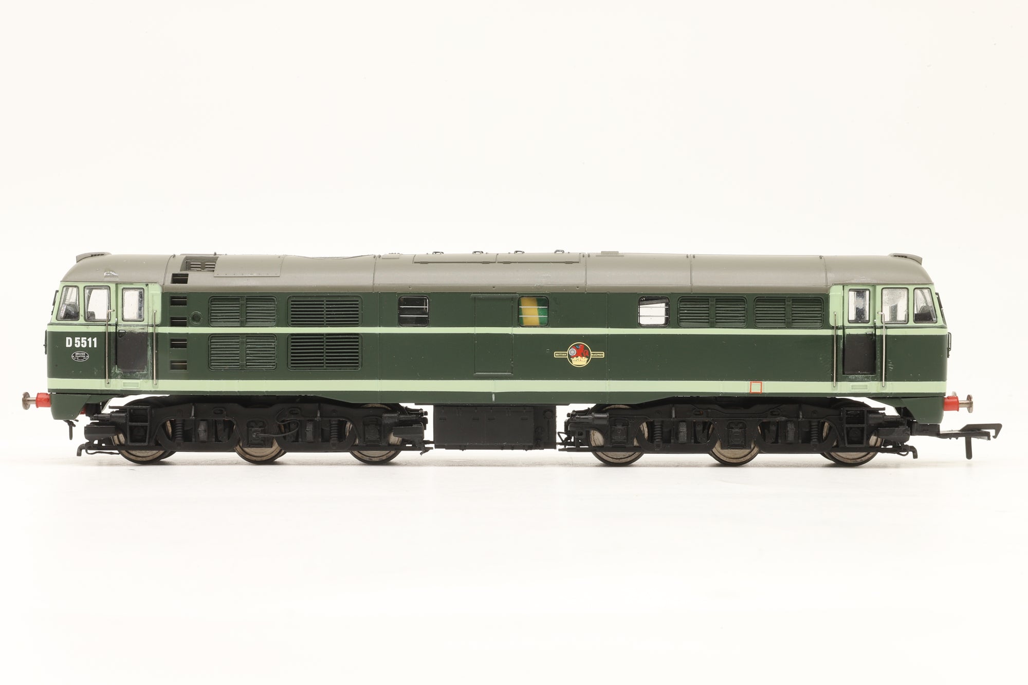 WORKSHOP Hornby OO R2420A Class 31 D5511 in BR Green w/ Duck Egg Stripes