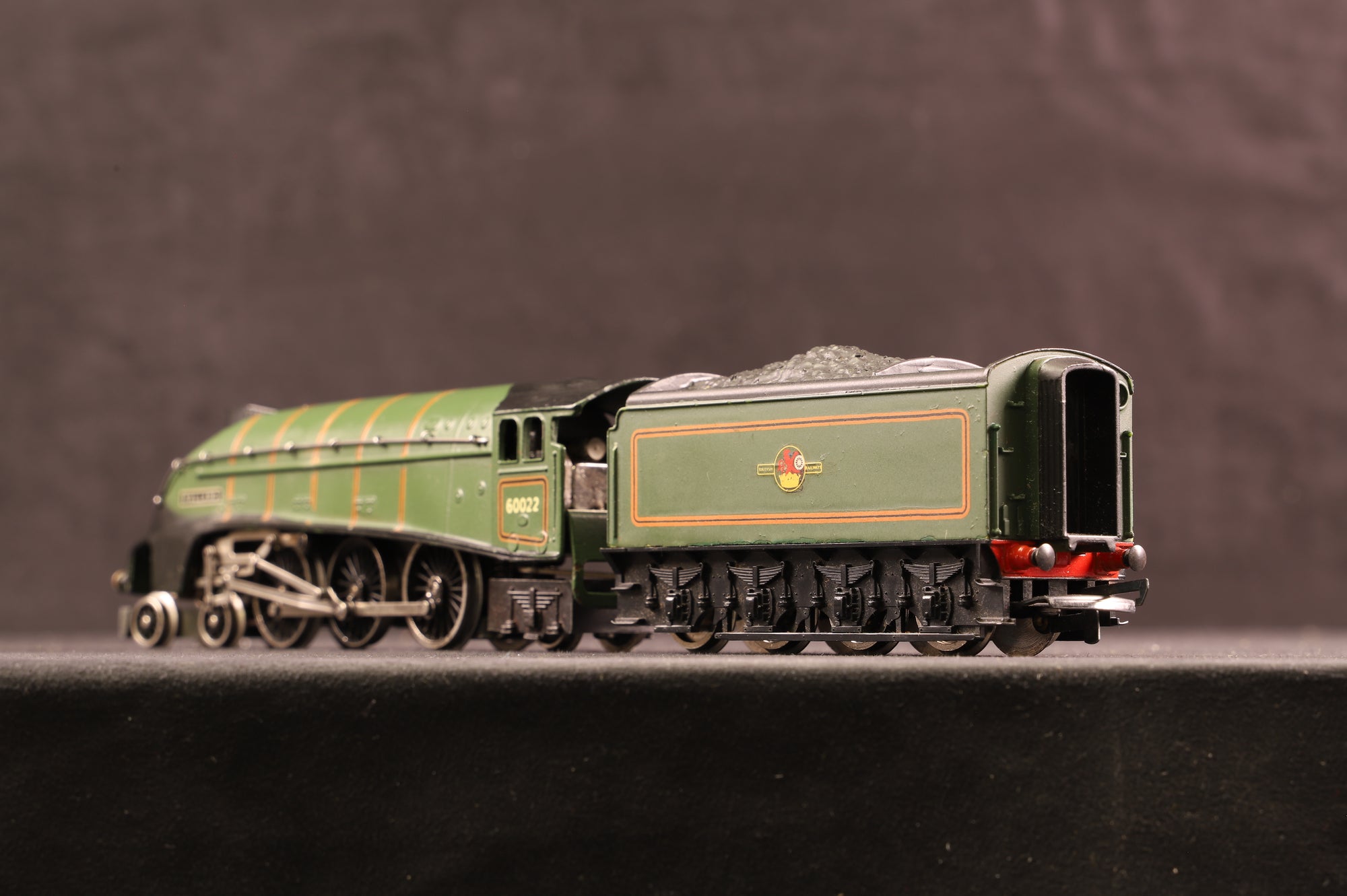Wrenn OO W2211 Mallard '60022' BR Green, A4 Pacific 4-6-2 Loco