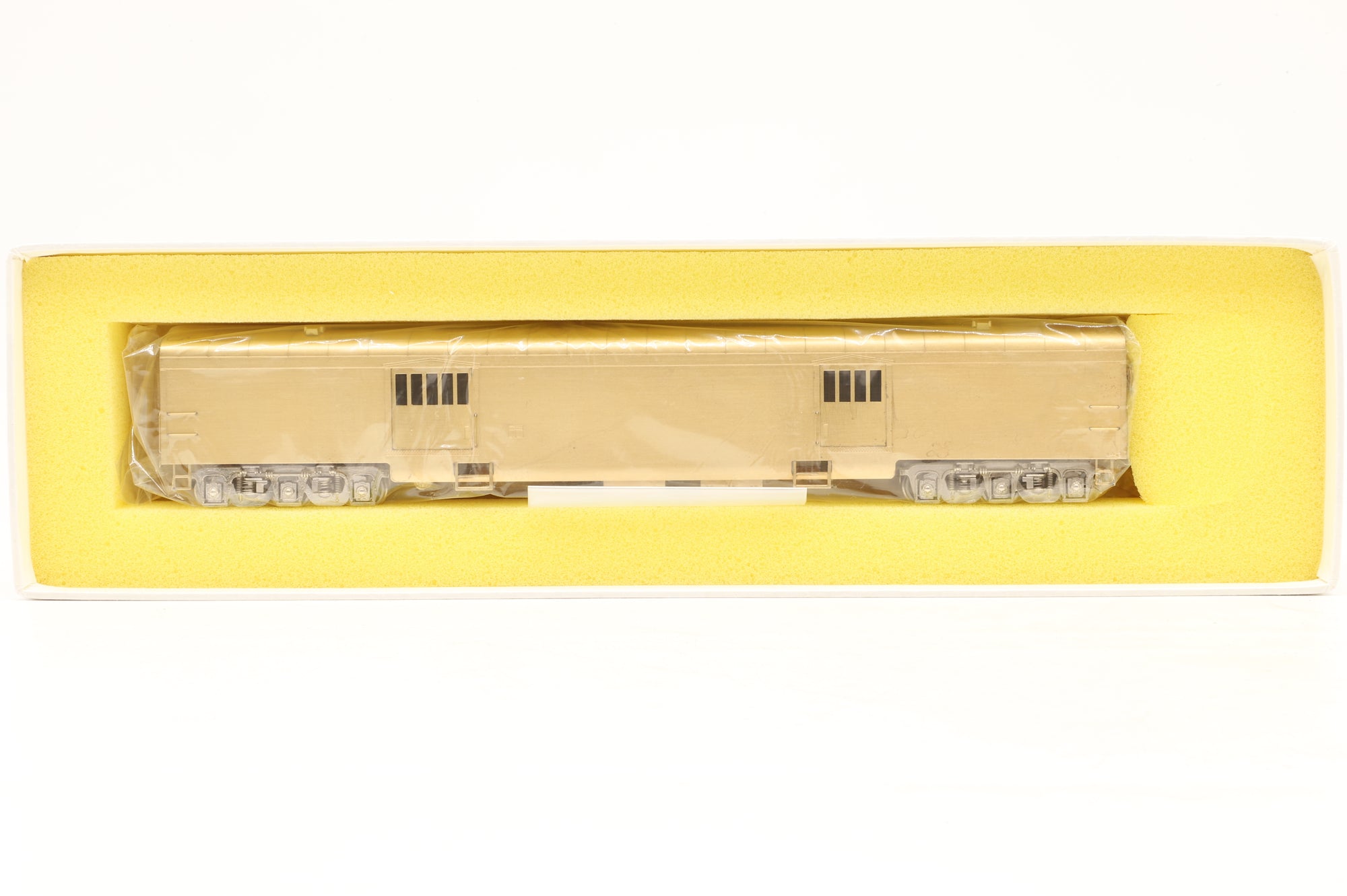Oriental Limited HO Brass GN Streamlined Empire Builder 262 Baggage Car Unpainted Brass