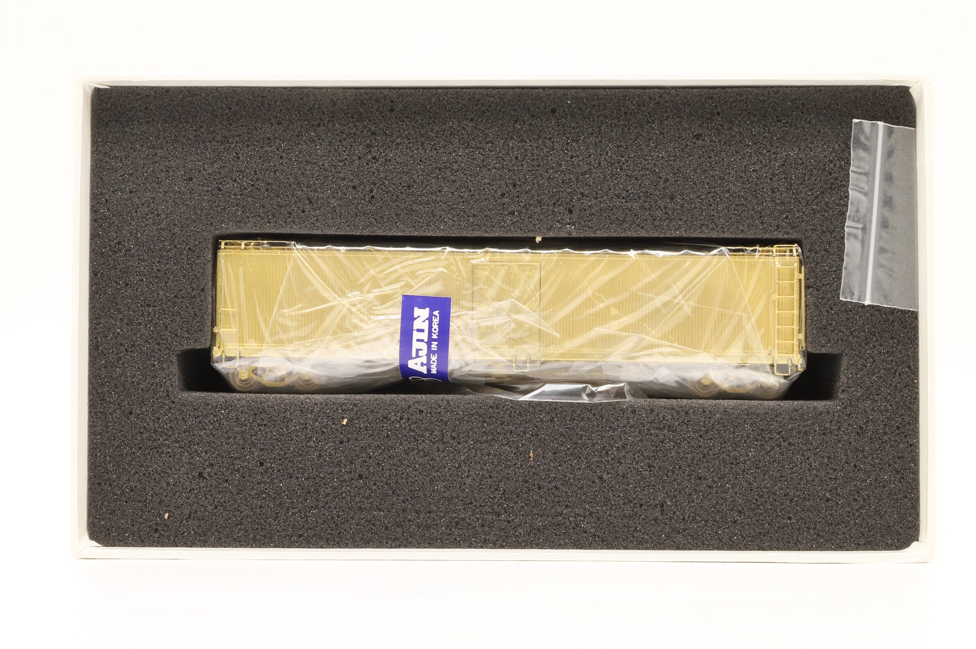 Overland Models Inc. HO Brass OMI-3284 SFRD 50' Ice Bunker Regrig. Car Unpainted