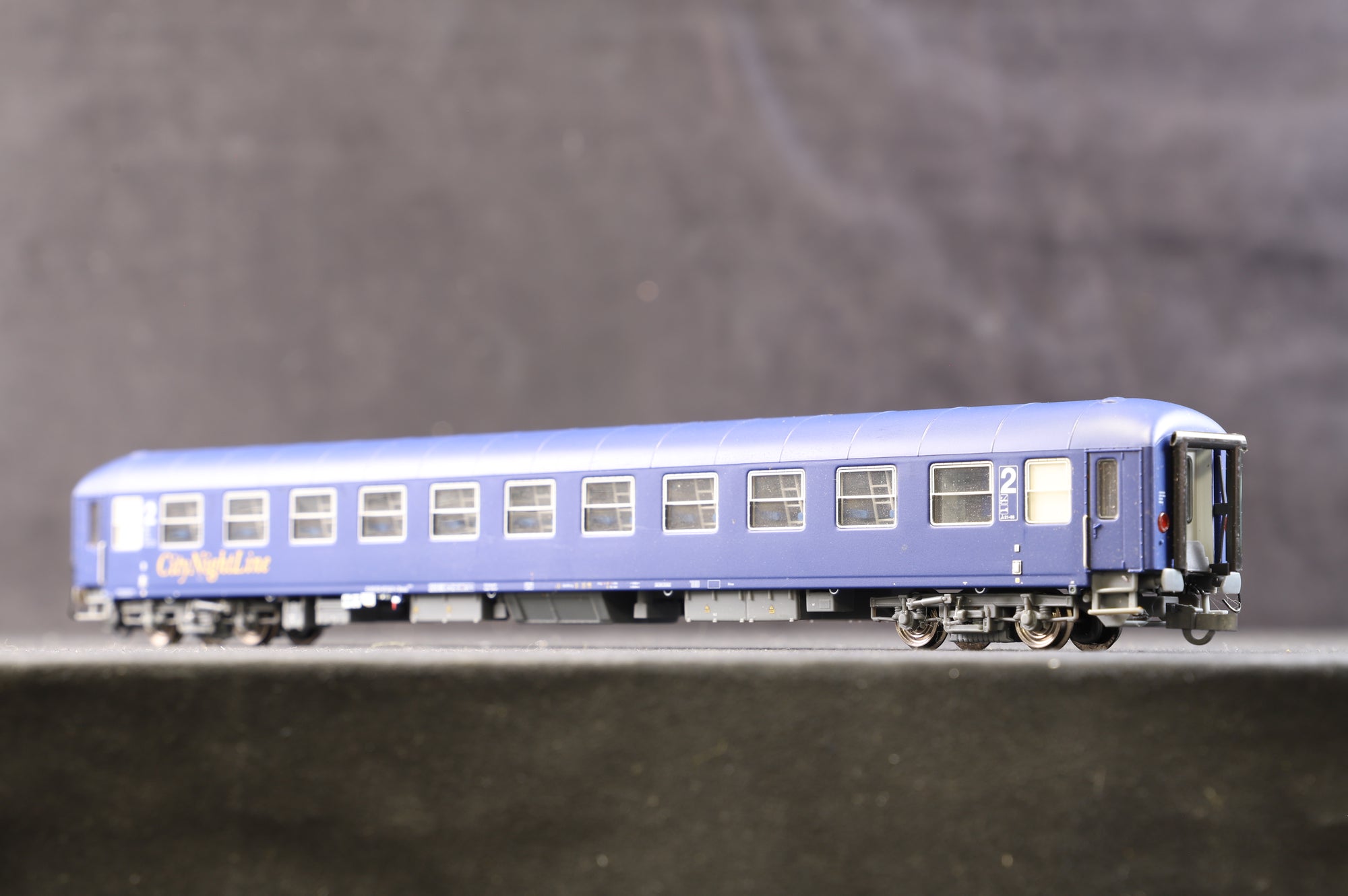 Roco/LS Models HO CityNightLine Sleeper Train