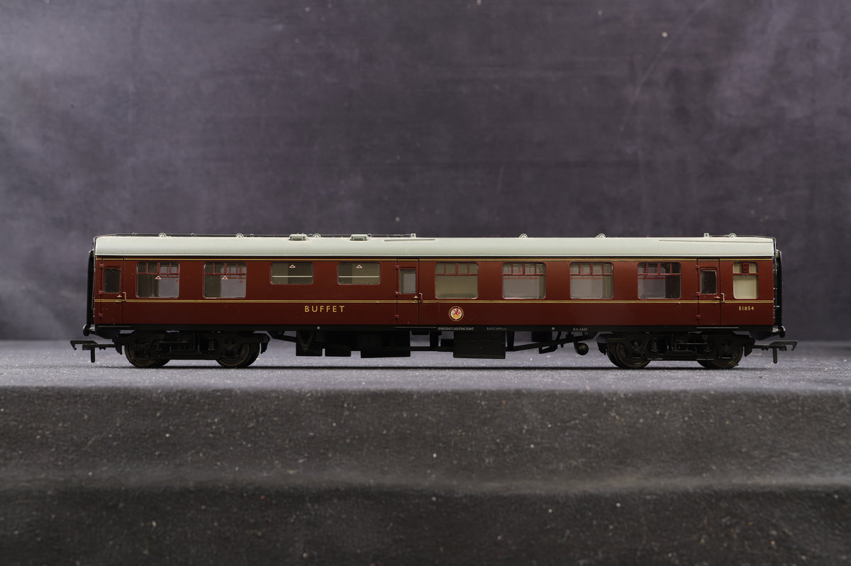 Bachmann OO Rake of 5 BR Maroon Mk1 Coaches