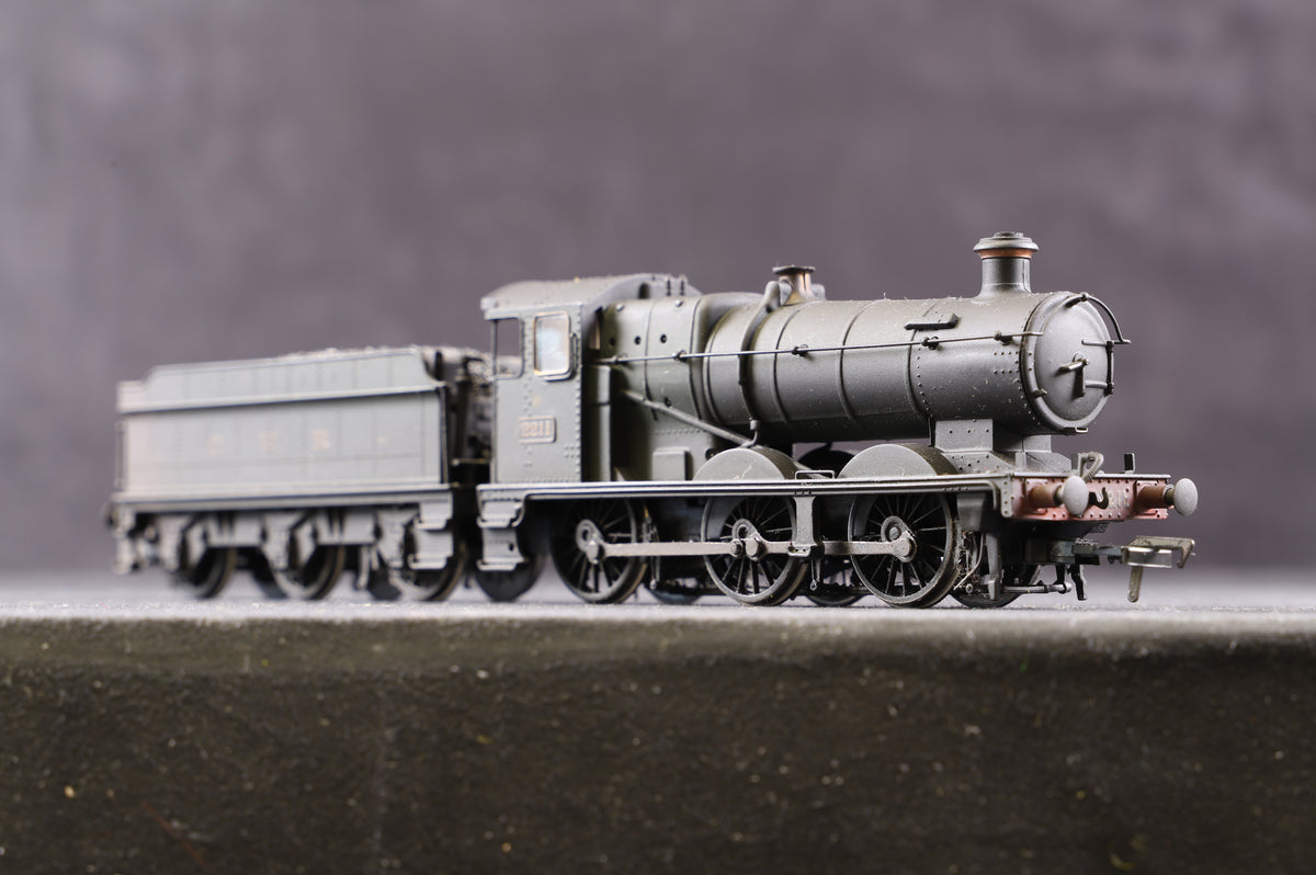 Bachmann OO 32-300 Collett Goods &#39;2211&#39; GWR Green, Weathered