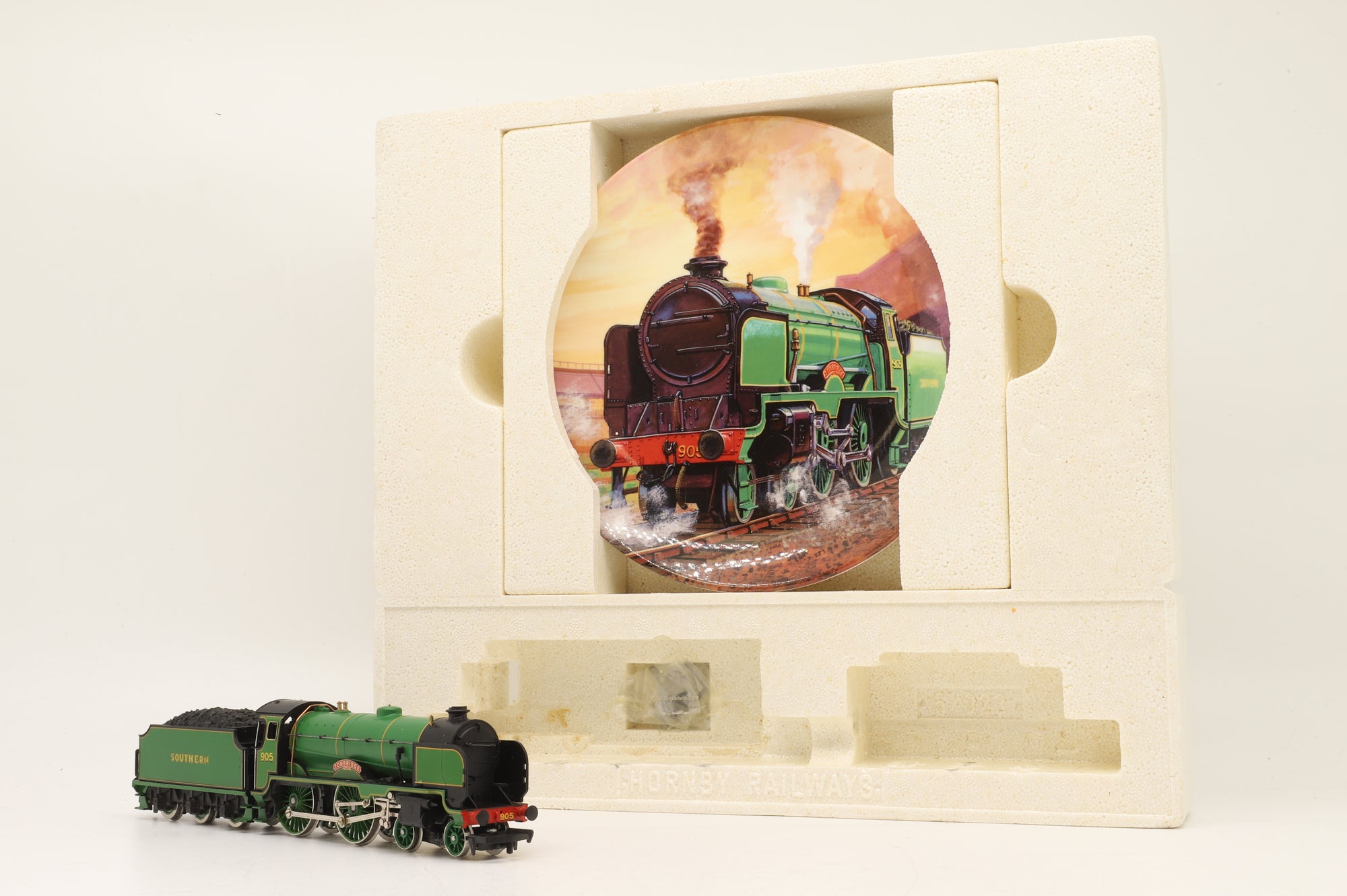 Hornby OO R459 Schools Class '905' 'Tonbridge' SR Green Train Pack Ltd Ed 2710/ 3000