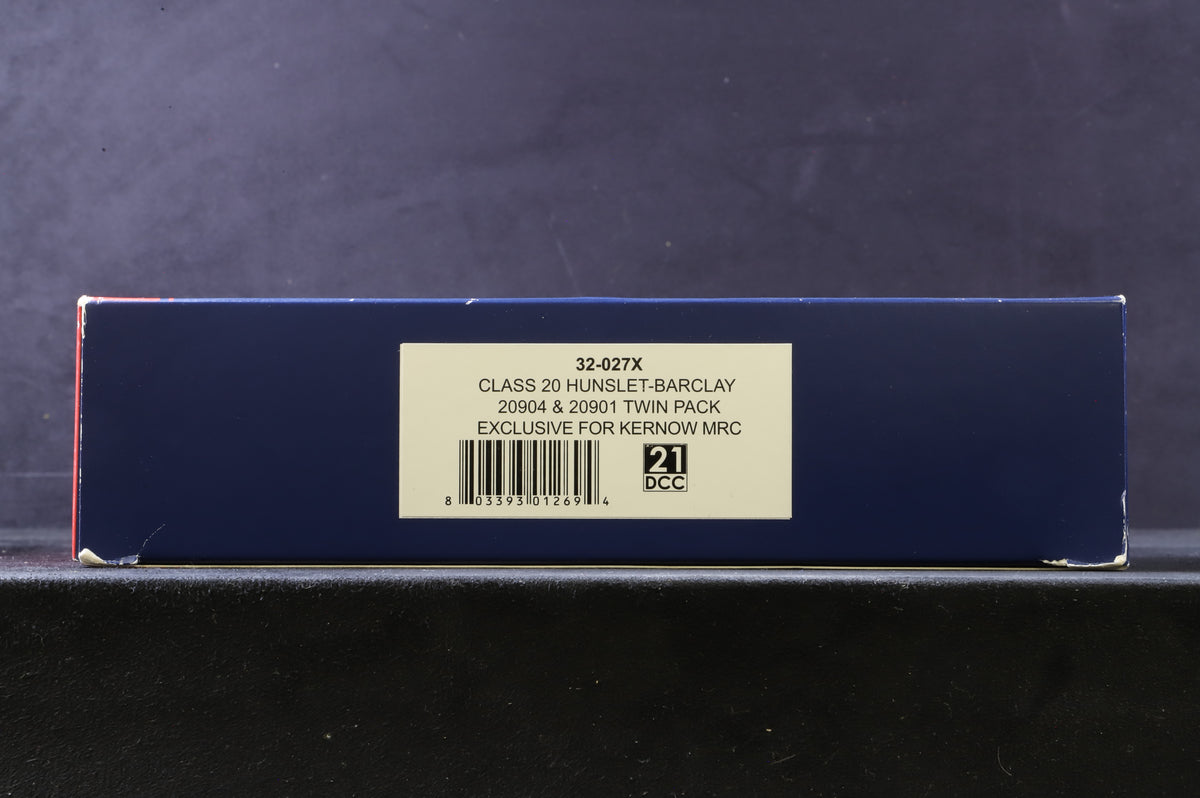Bachmann OO 32-027X Class 20 Twin Pack 20904/20901 &#39;Janis&#39; &amp; &#39;Nancy&#39; in Hunslet Barclay Livery
