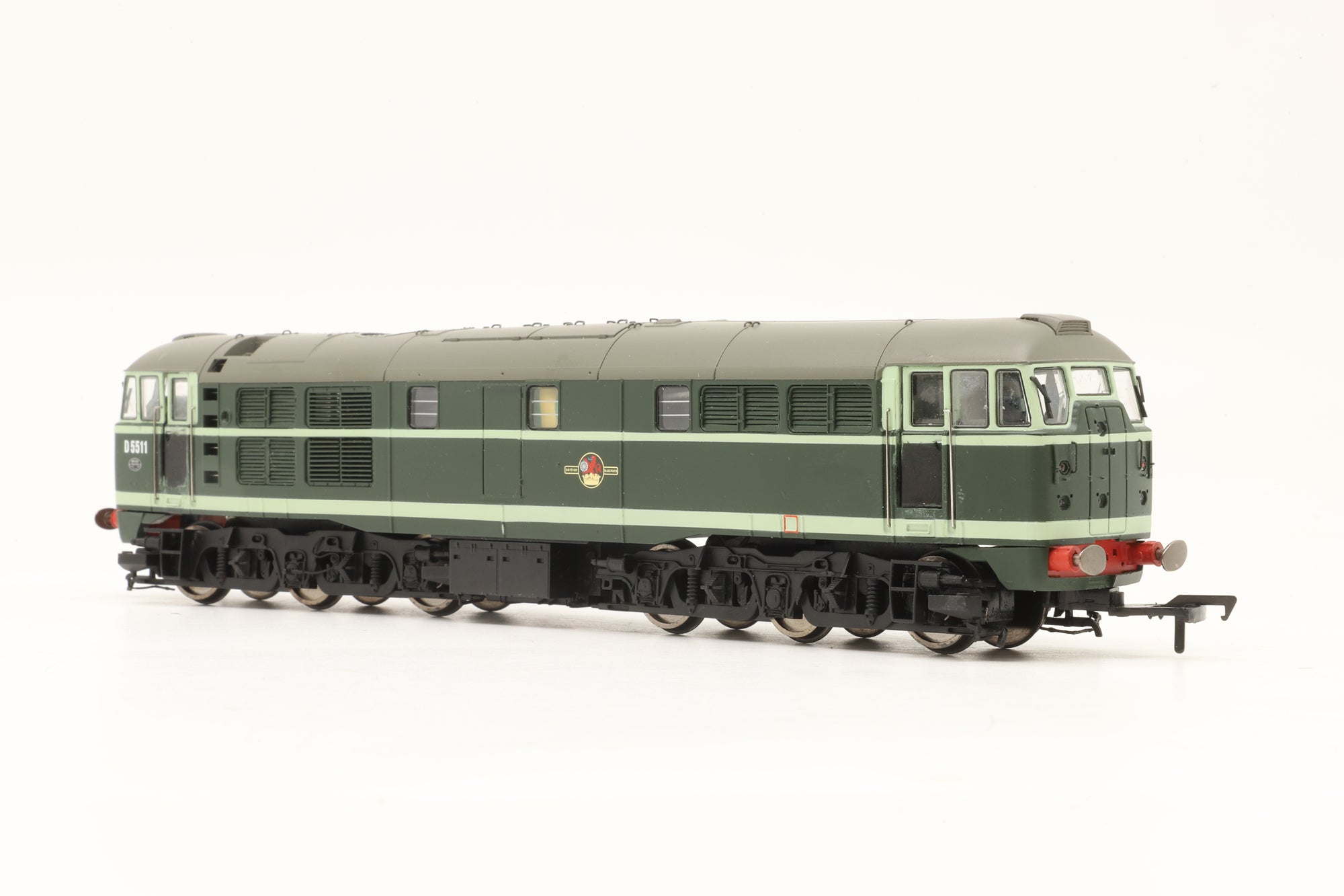 WORKSHOP Hornby OO R2420A Class 31 D5511 in BR Green w/ Duck Egg Stripes