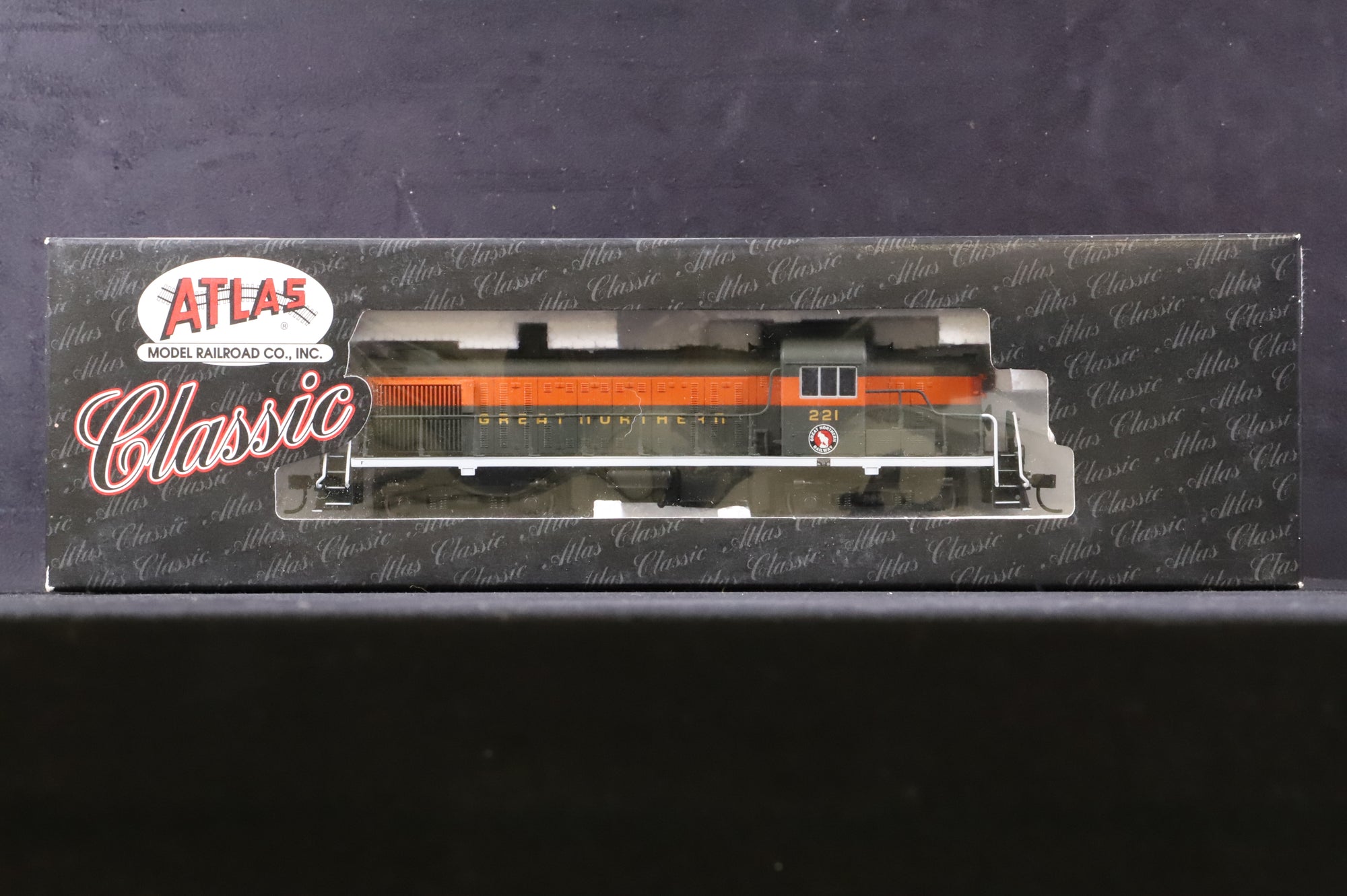Atlas HO 8343 Alco RS-3 Great Northern #221