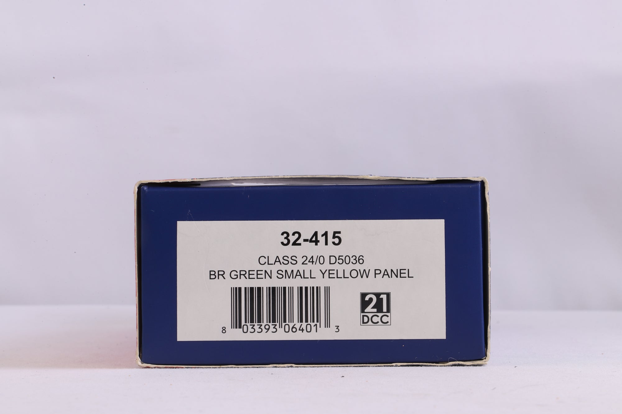 Bachmann OO 32-415 Class 24/0 D5036' BR Green Small Yellow Panel Weathered DCC Fitted