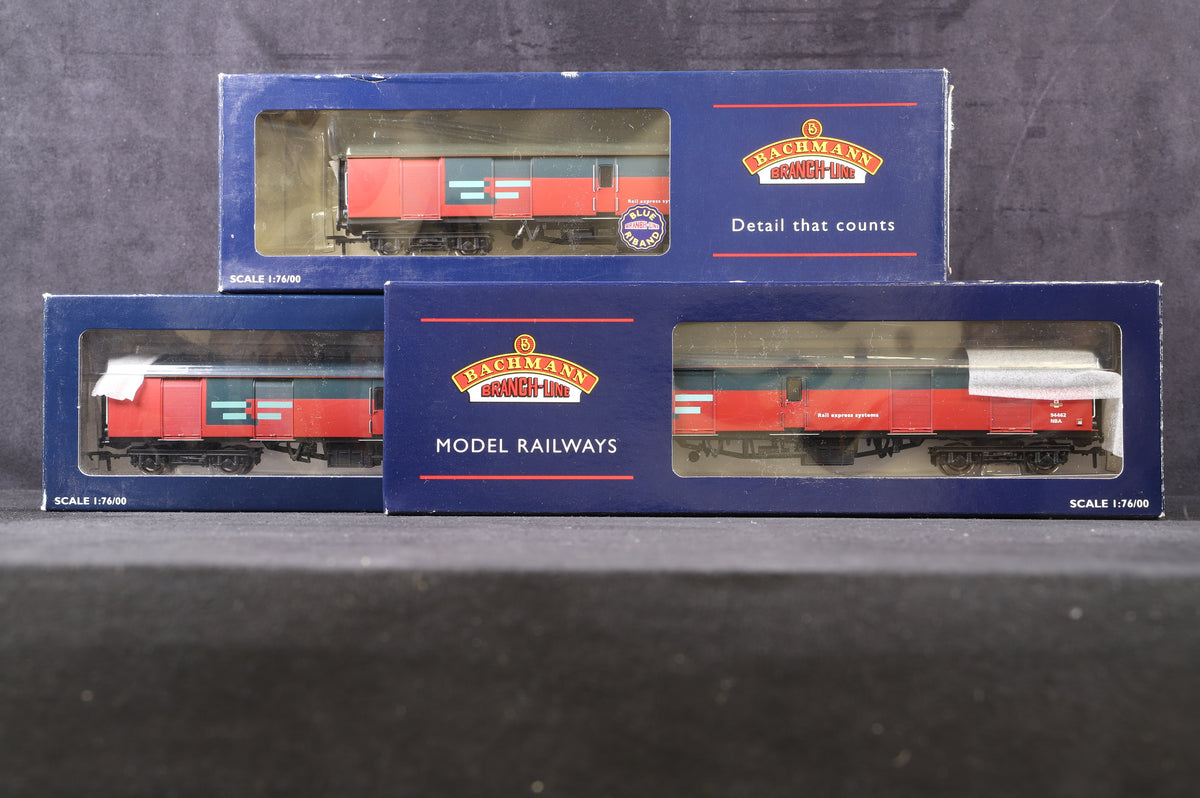 Bachmann OO Rake Of 3 BR MK1 Full Brake Super BG RES/ Royal Mail