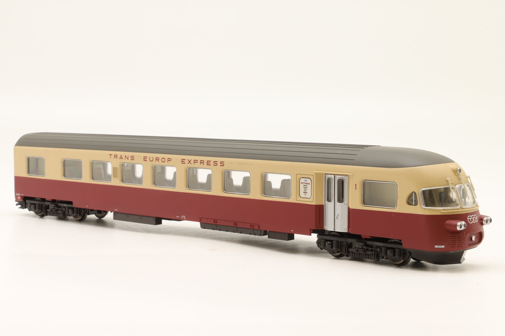Rivarossi HO SBB TEE Gottardo 6 Car Set