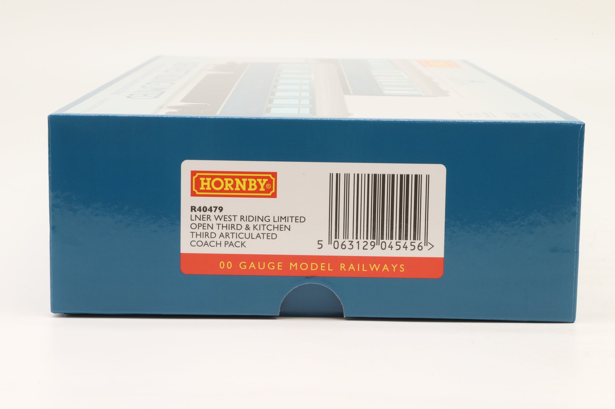 Hornby OO R40479 LNER West Riding Limited Coach Pack