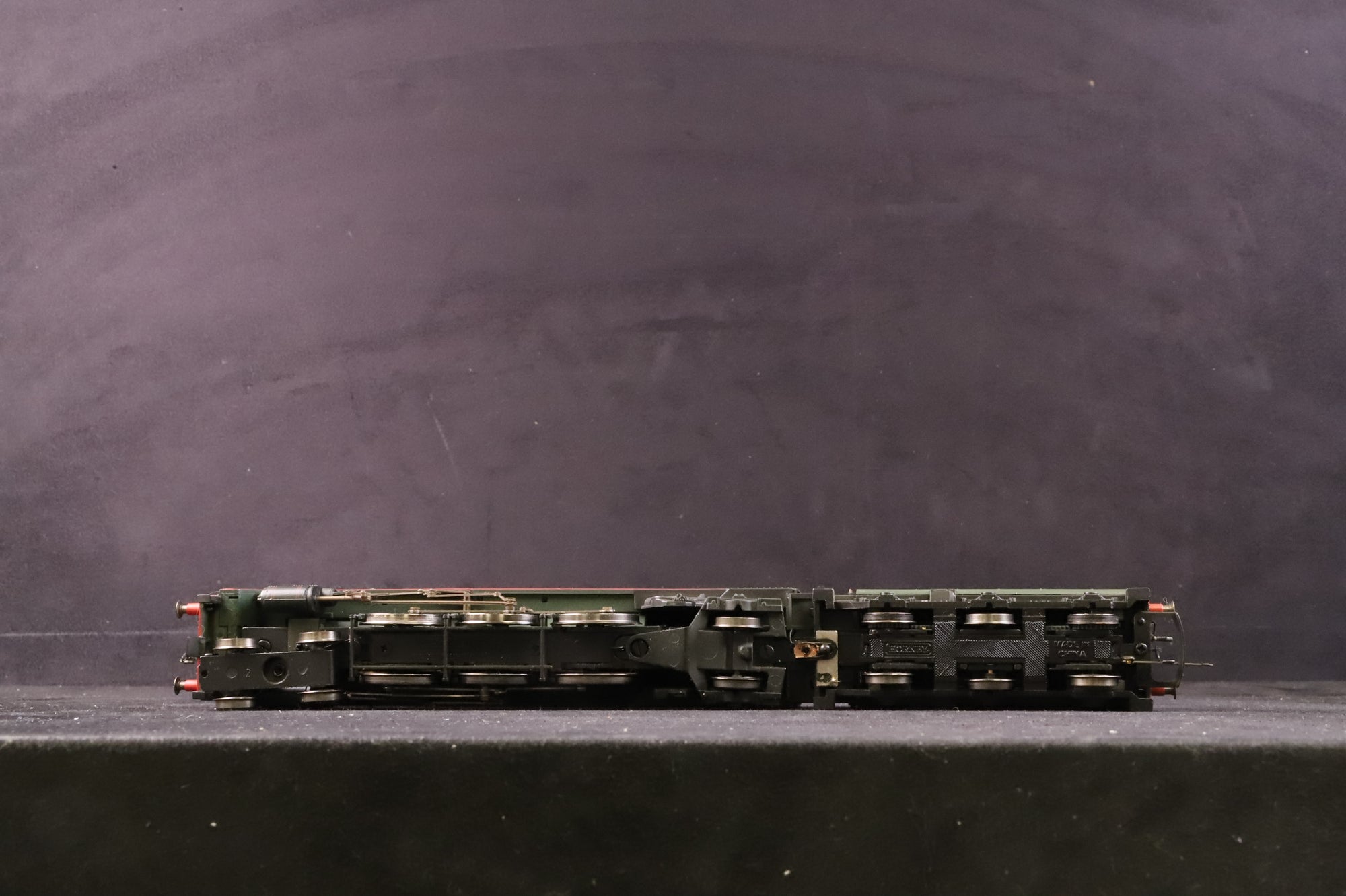 Hornby OO R2329M Thames - Clyde Express Train Pack Ltd Ed 1264/ 1500