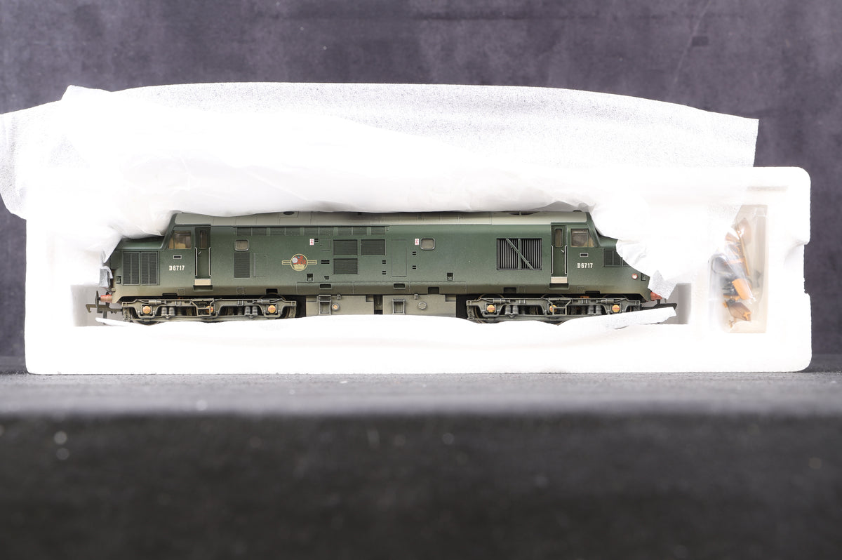 Bachmann OO 32-776 Class 37/0 &#39;D6717&#39; Diesel Locomotive BR Green Weathered