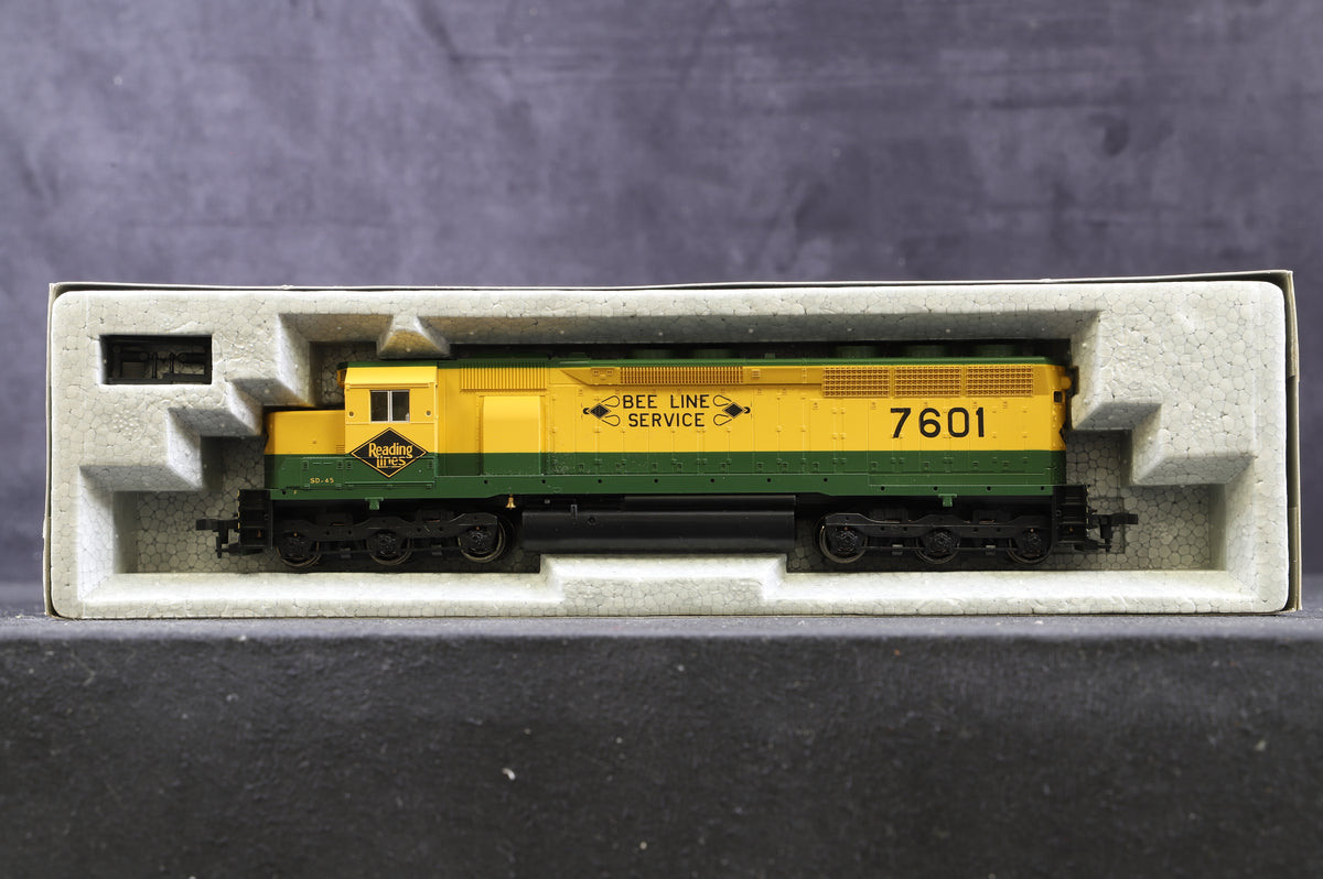 Kato HO 37-1707 EMD SD45 Diesel Locomotive &#39;7601&#39; &#39;Bee Line&#39;