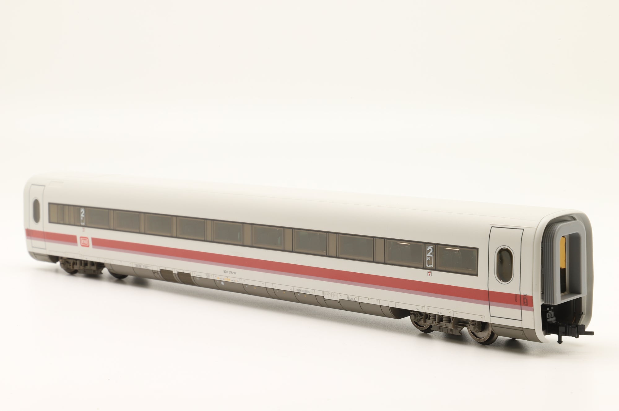 Fleischmann HO Rake Of 4 DB ICE Coaches Inc. 4447x2, 4446 & 4492