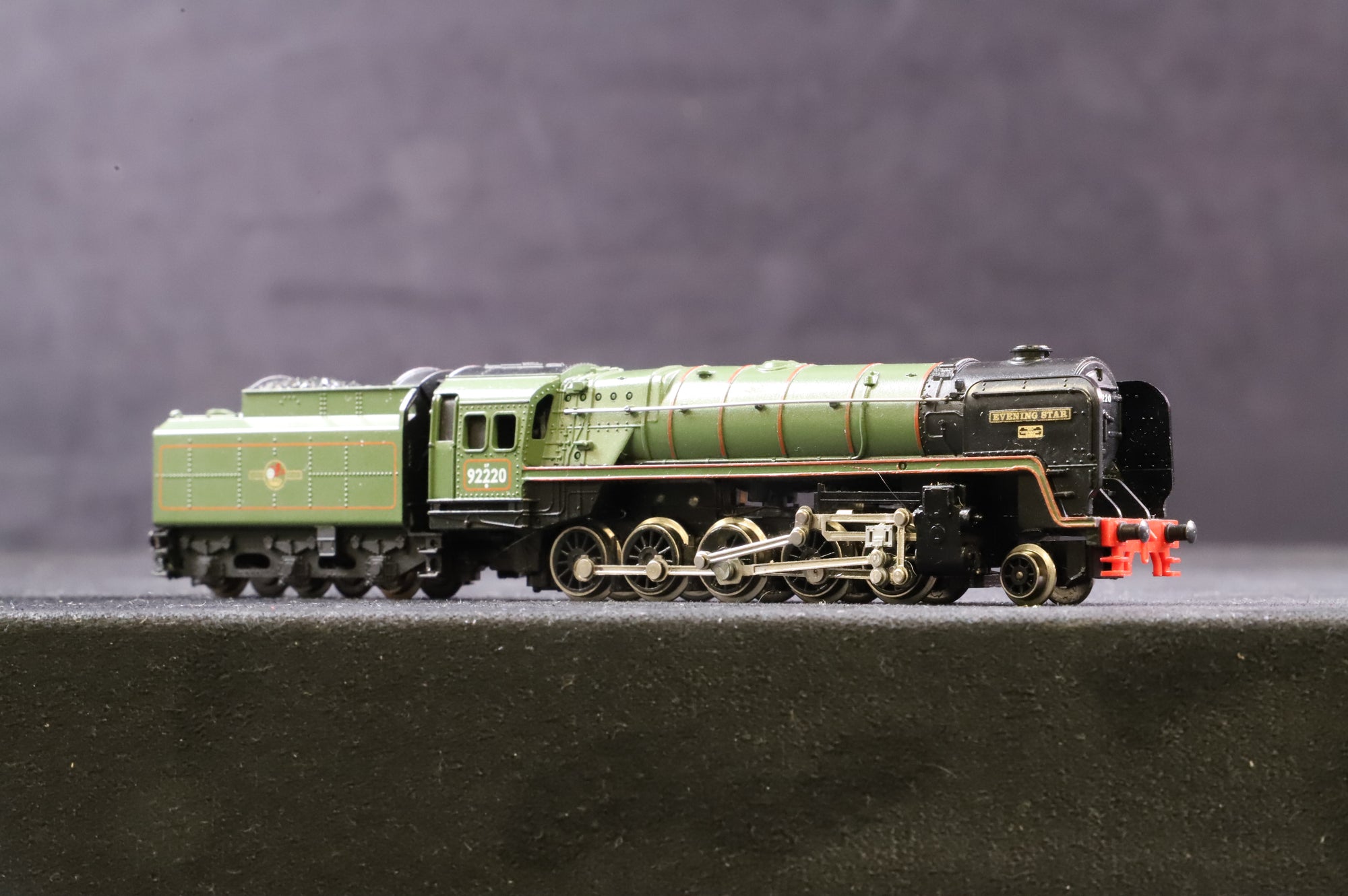 Hornby Minitrix N Gauge 209 Class 9F 'Evening Star' in Lined BR Green w/ Late Crests