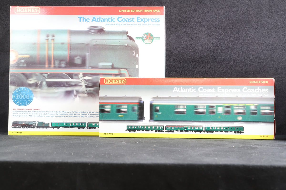 Hornby OO R2194 The Atlantic Coast Express &amp; R4140 ACE Coaches
