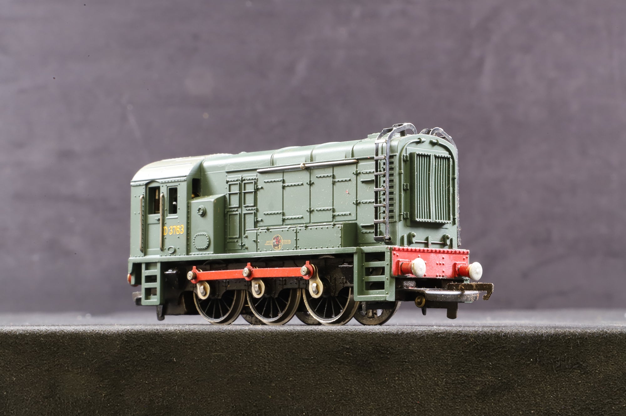 WORKSHOP Wrenn OO W2231 0-6-0 Diesel Electric Green BR