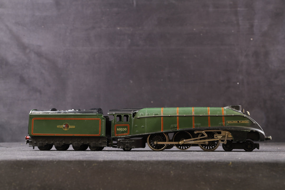 Hornby Dublo OO 2211 Class A4 &#39;60030&#39; &#39;Golden Fleece&#39; BR Lined Green L/C 2-Rail