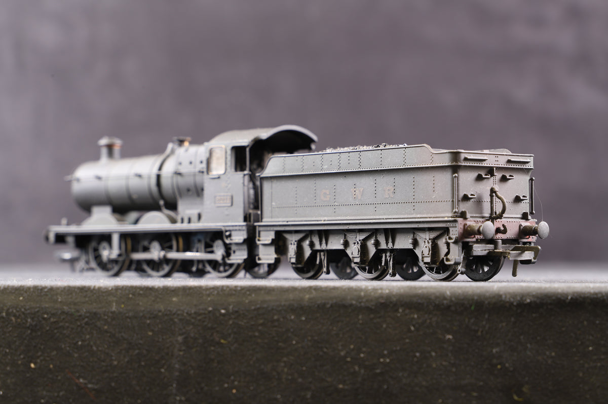 Bachmann OO 32-300 Collett Goods &#39;2211&#39; GWR Green, Weathered