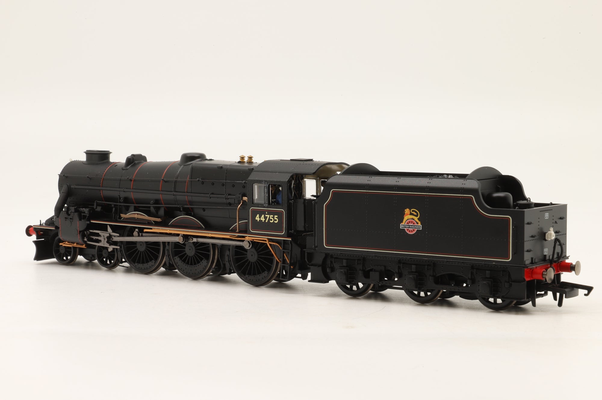 Hornby OO R30227 BR Stanier 5MT Black 5 Caprotti '447755' BR Lined Black E/C DCC Sound