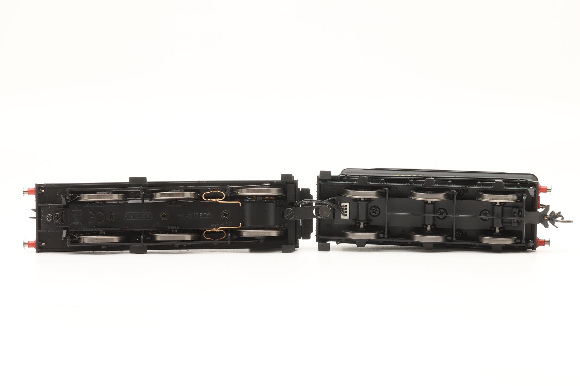 Hornby OO R3238 SR Drummond 700 Class  '695', DCC Sound