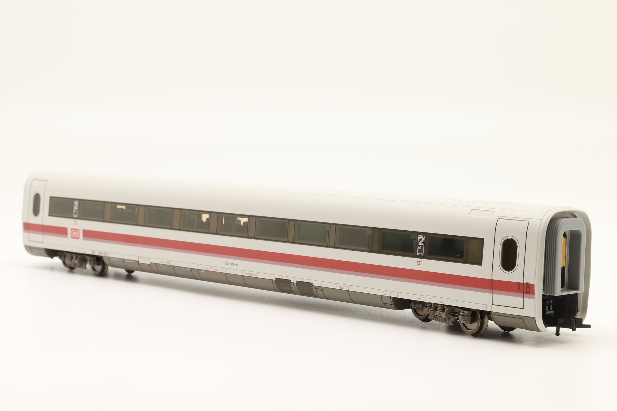 Fleischmann HO Rake Of 4 DB ICE Coaches Inc. 4447x2, 4446 & 4492