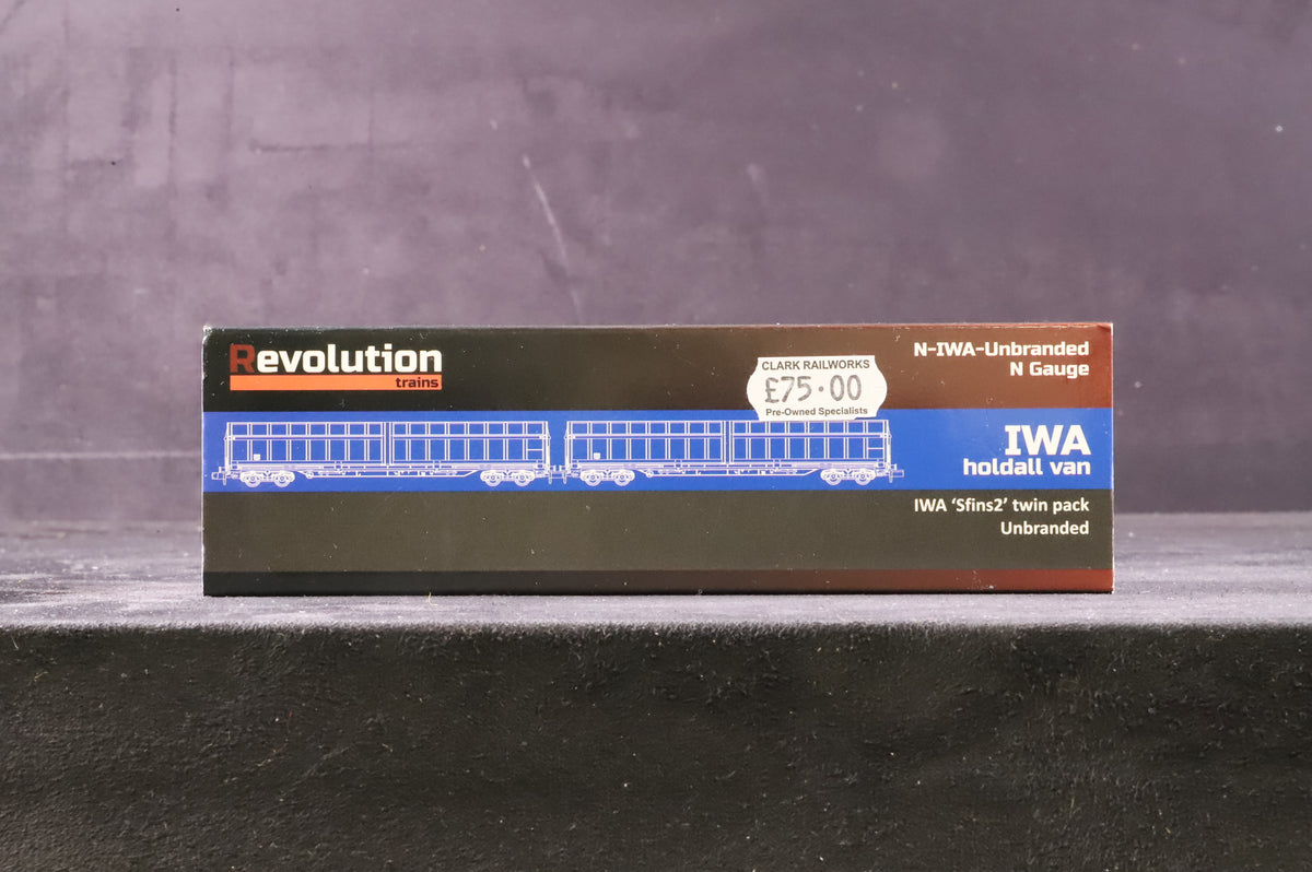 Revolution Trains N IWA-Unbranded IWA Holdall Vans Twin Pack