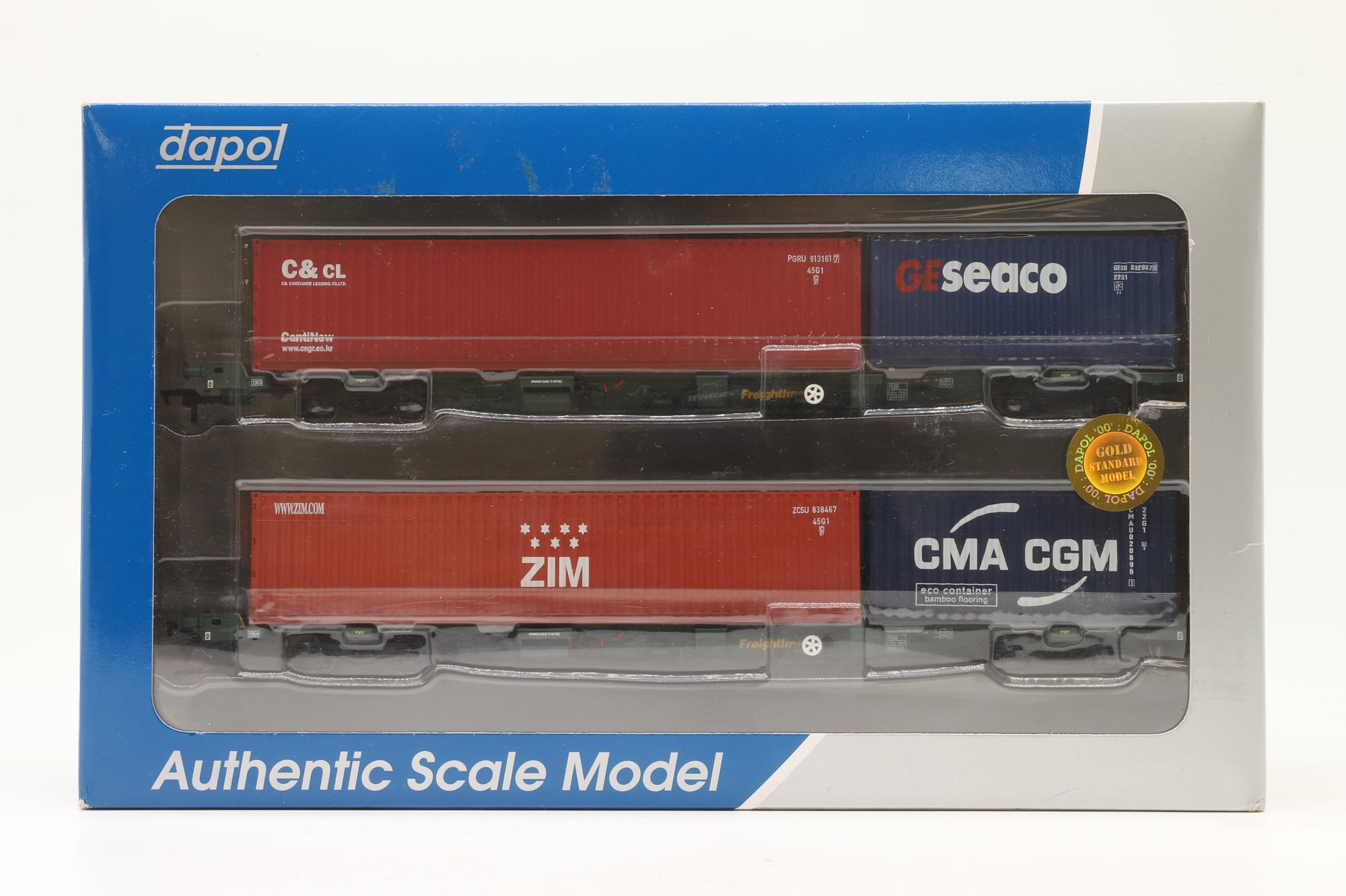Dapol OO B913C Twin Pack of Freightliner FEA-B Spine Wagons w/ Assorted Containers