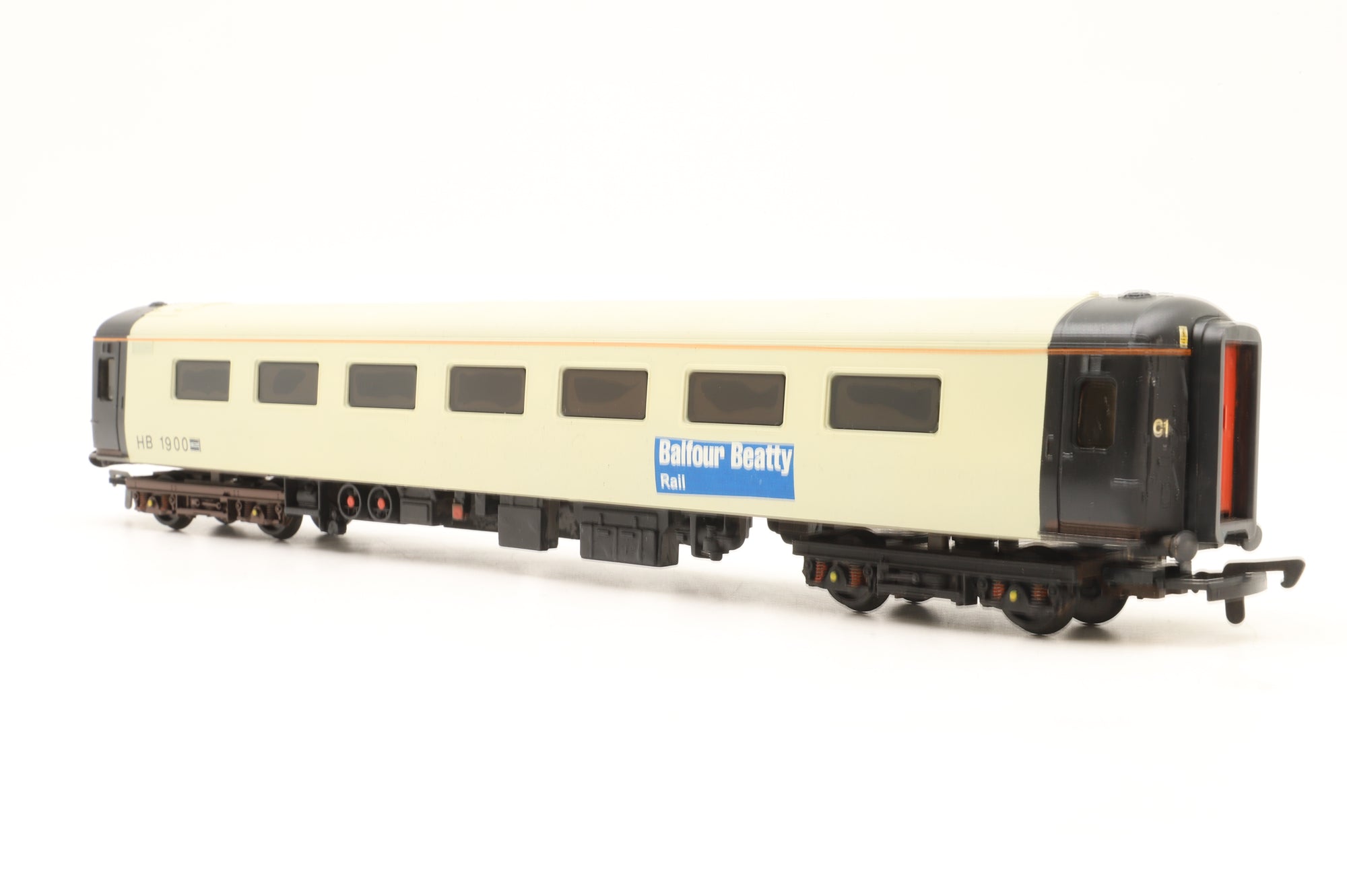 Custom OO Mk2 in Balfour Beatty Grey Livery