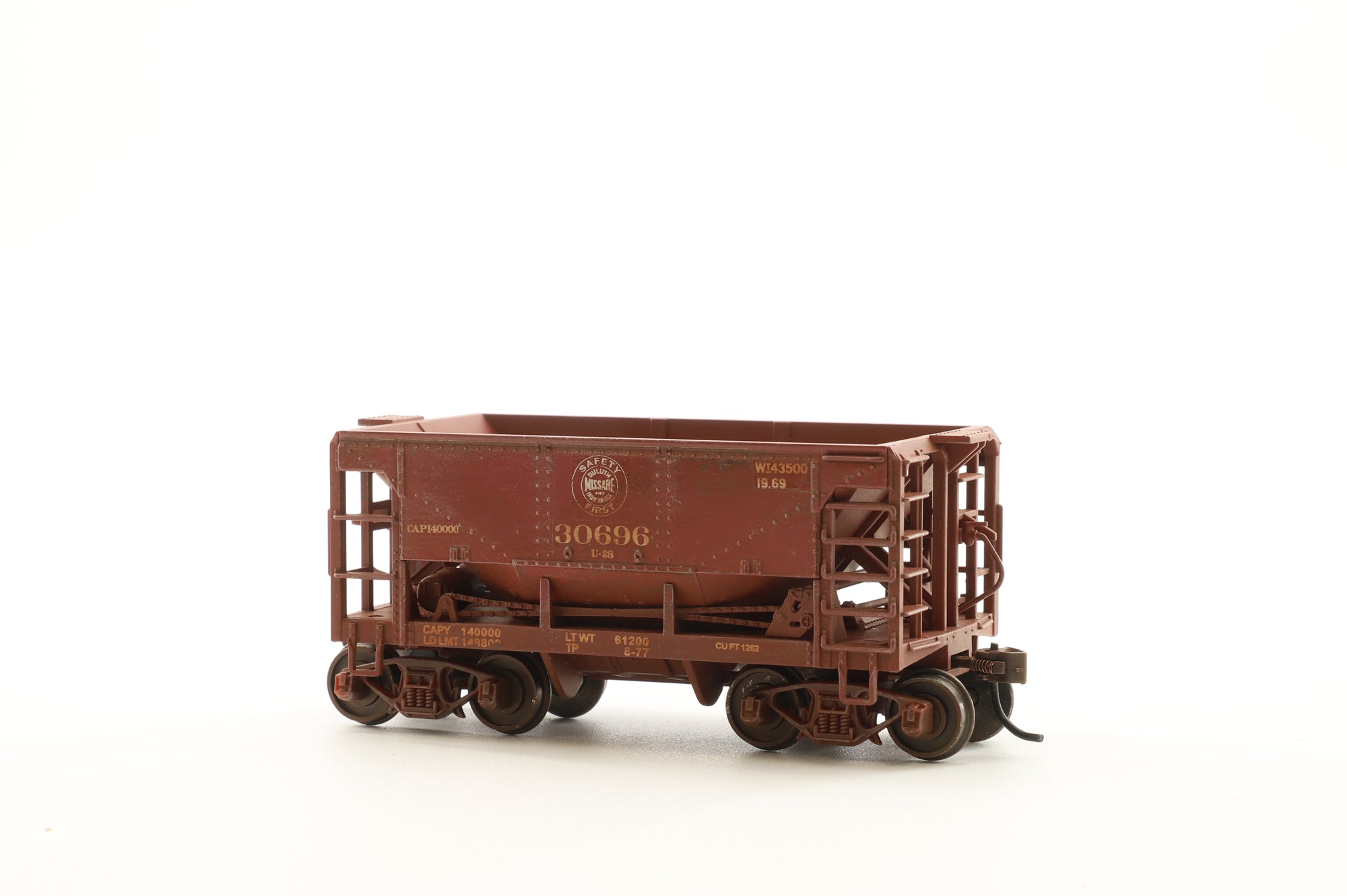 Model Power HO 1908 Metaltrain Rake of 6 C&NW U-29 Metal Ore Cars, Re-Number & Weathered
