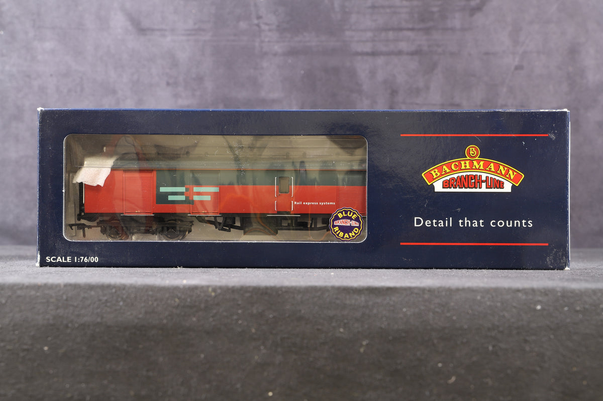 Bachmann OO Rake Of 3 BR MK1 Full Brake Super BG RES/ Royal Mail