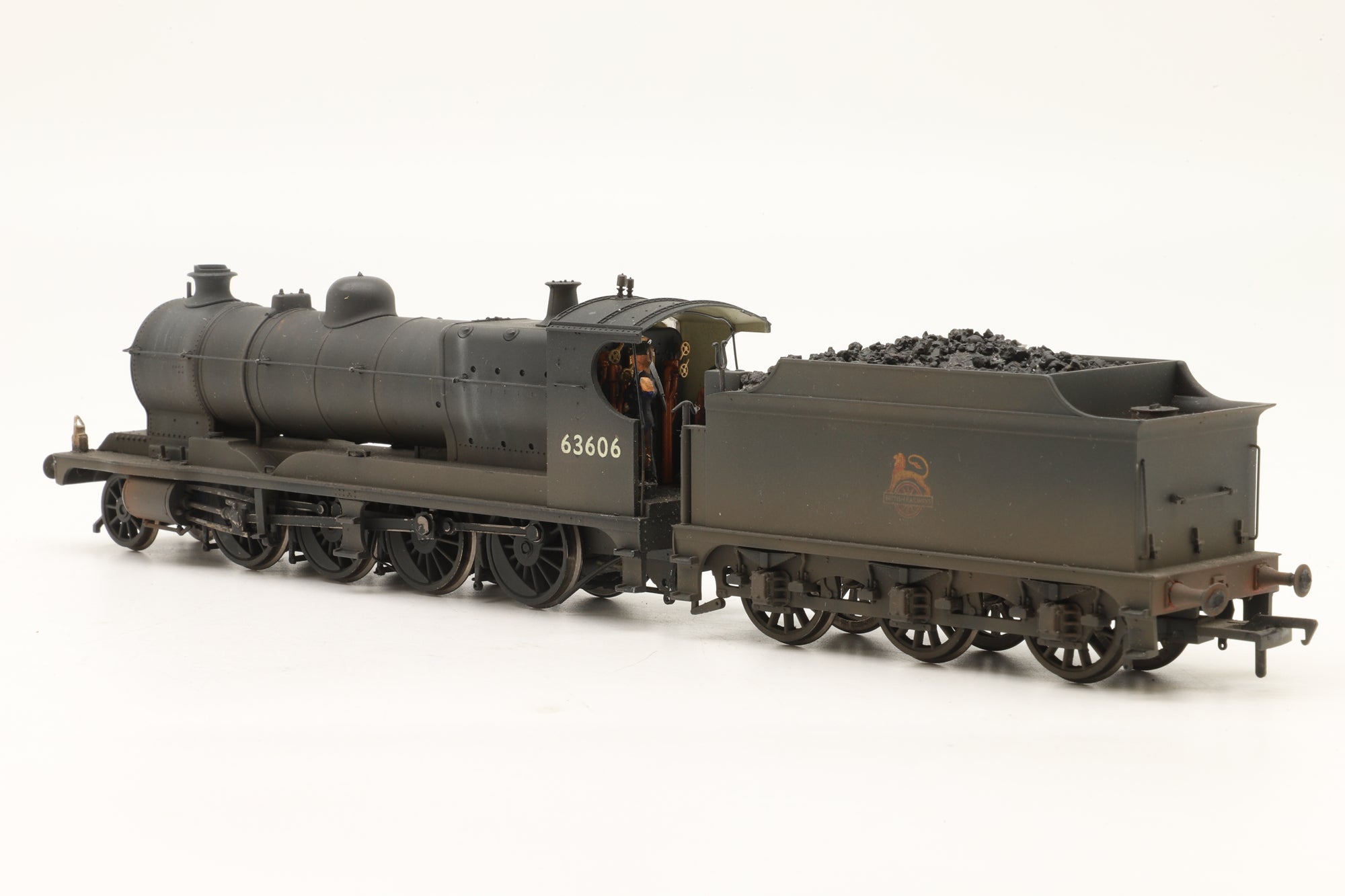 Bachmann OO 31-128 3000 Class ROD No.3036 in BR Black w/ Early Crests – TTS Sound & Weathered