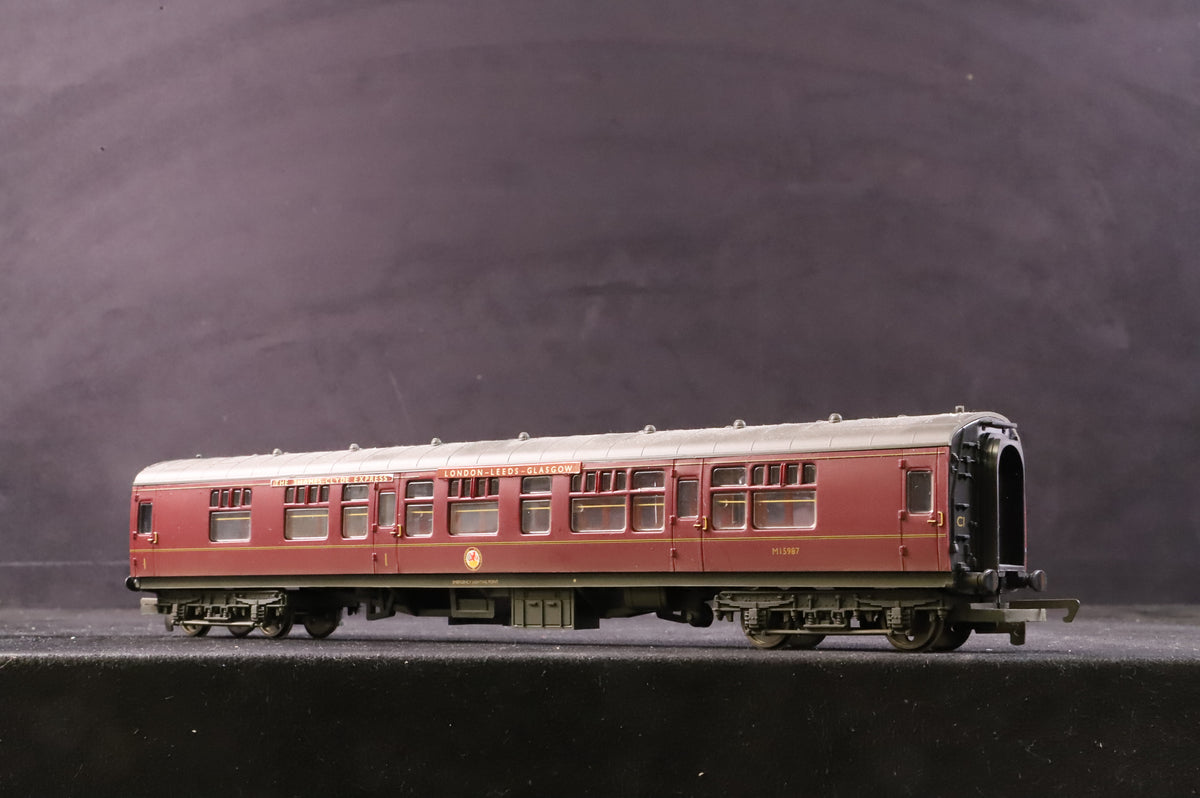 Hornby OO R2329M Thames - Clyde Express Train Pack Ltd Ed 1264/ 1500