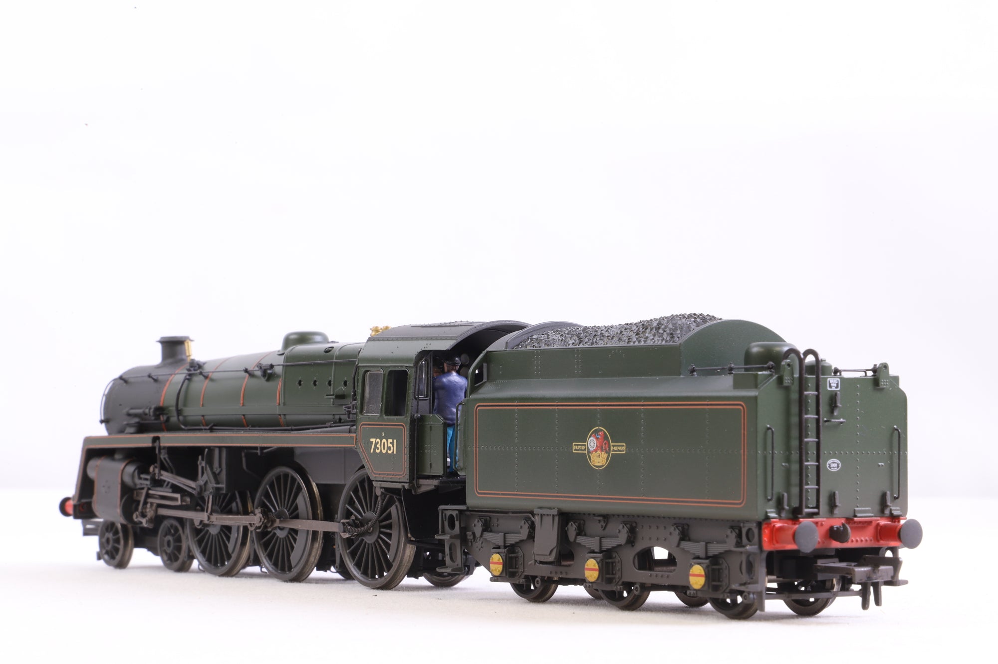 Bachmann OO 32-511 BR Standard Class 5MT '73051' BR Lined Green L/C Weathered DCC Fitted