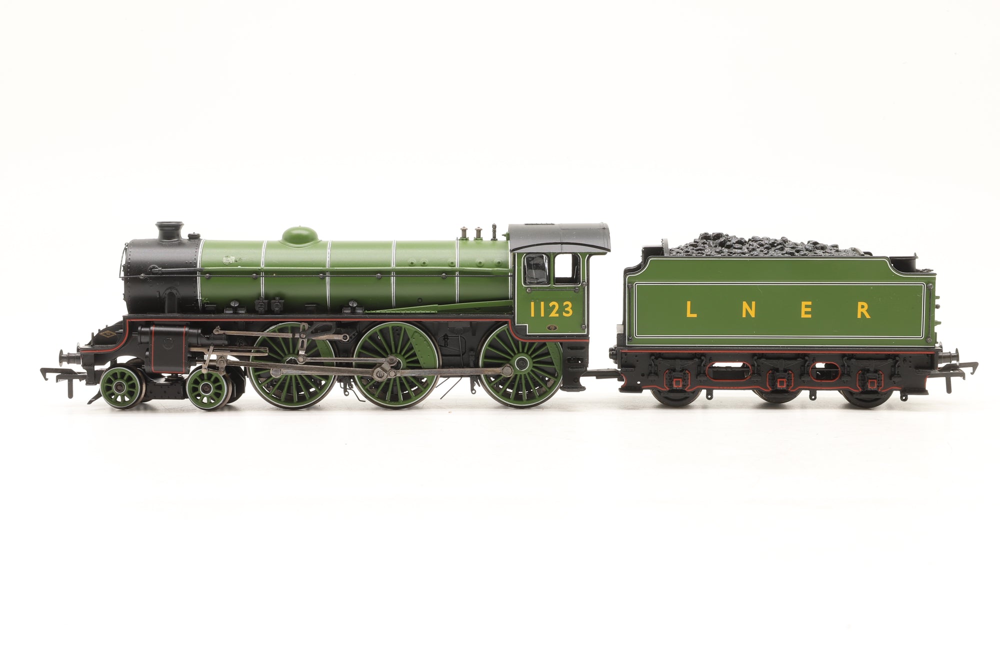 Bachmann OO Class B1 '1123' LNER Apple Green