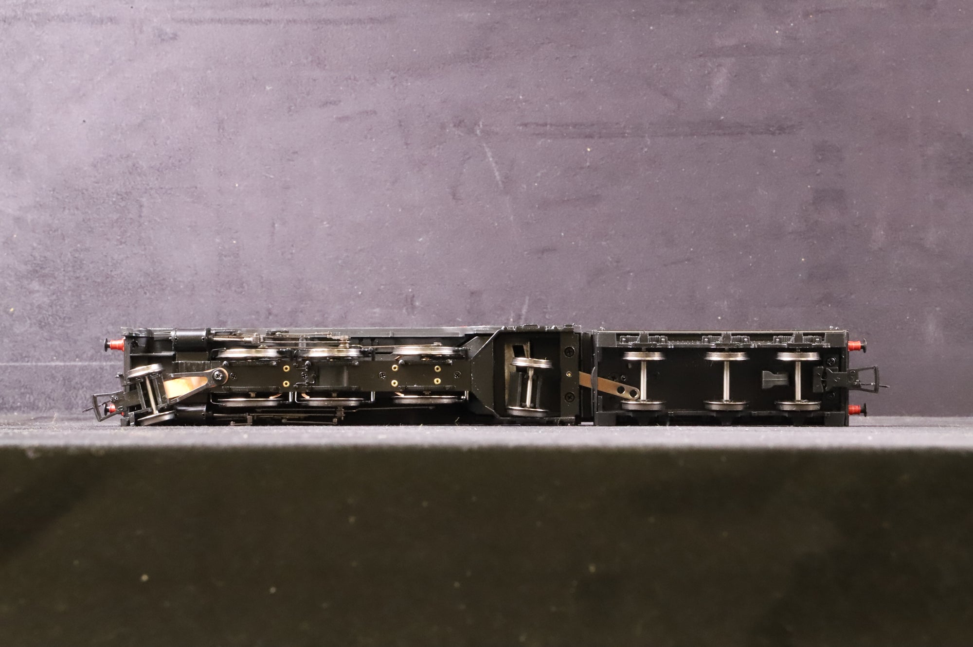 Bachmann OO 31-564 Class V2 '60860' 'Durham School' BR Black E/C DCC Fitted