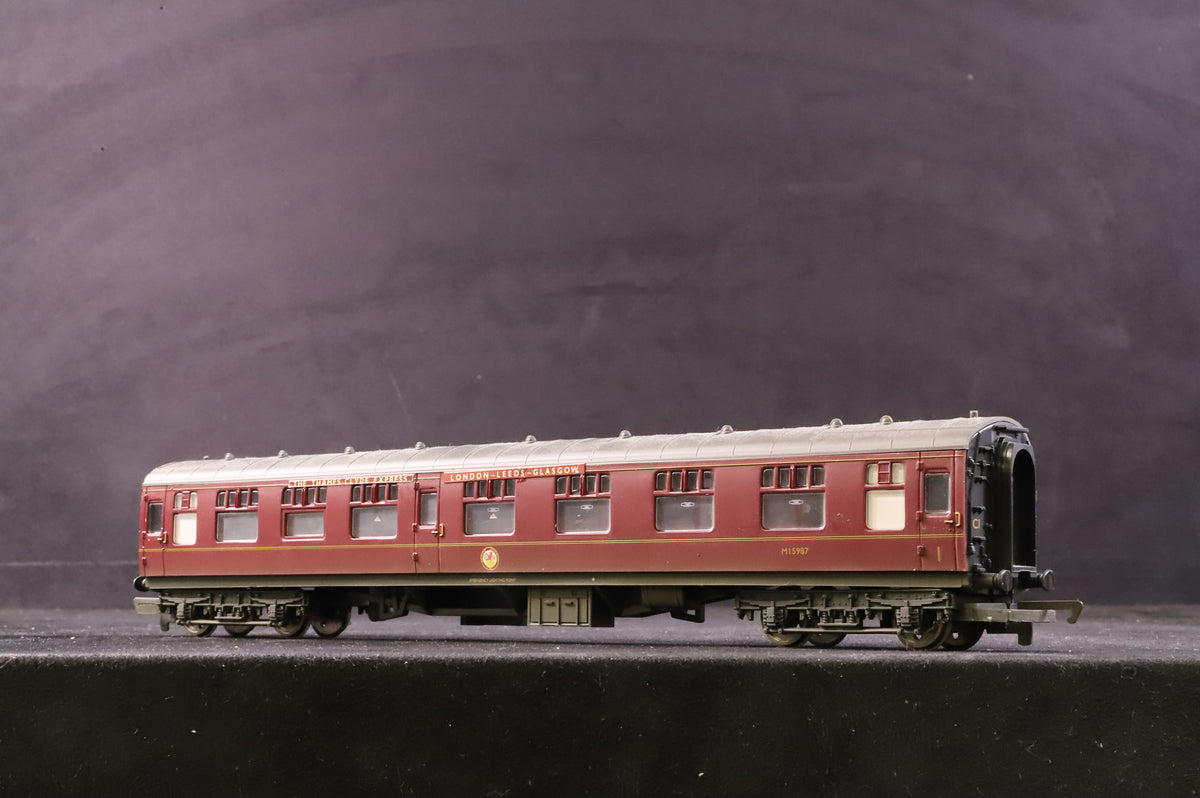 Hornby OO R2329M Thames - Clyde Express Train Pack Ltd Ed 1264/ 1500