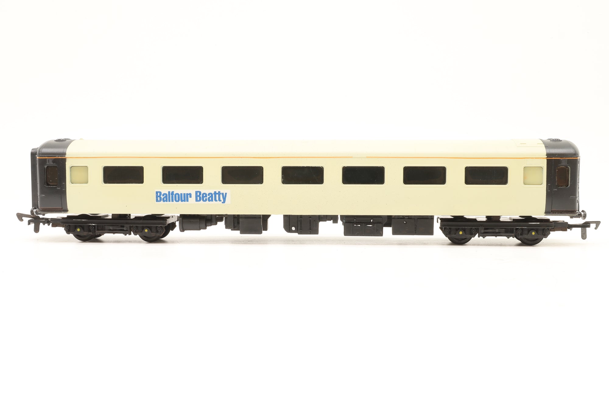 Custom OO Mk2 in Balfour Beatty Grey Livery