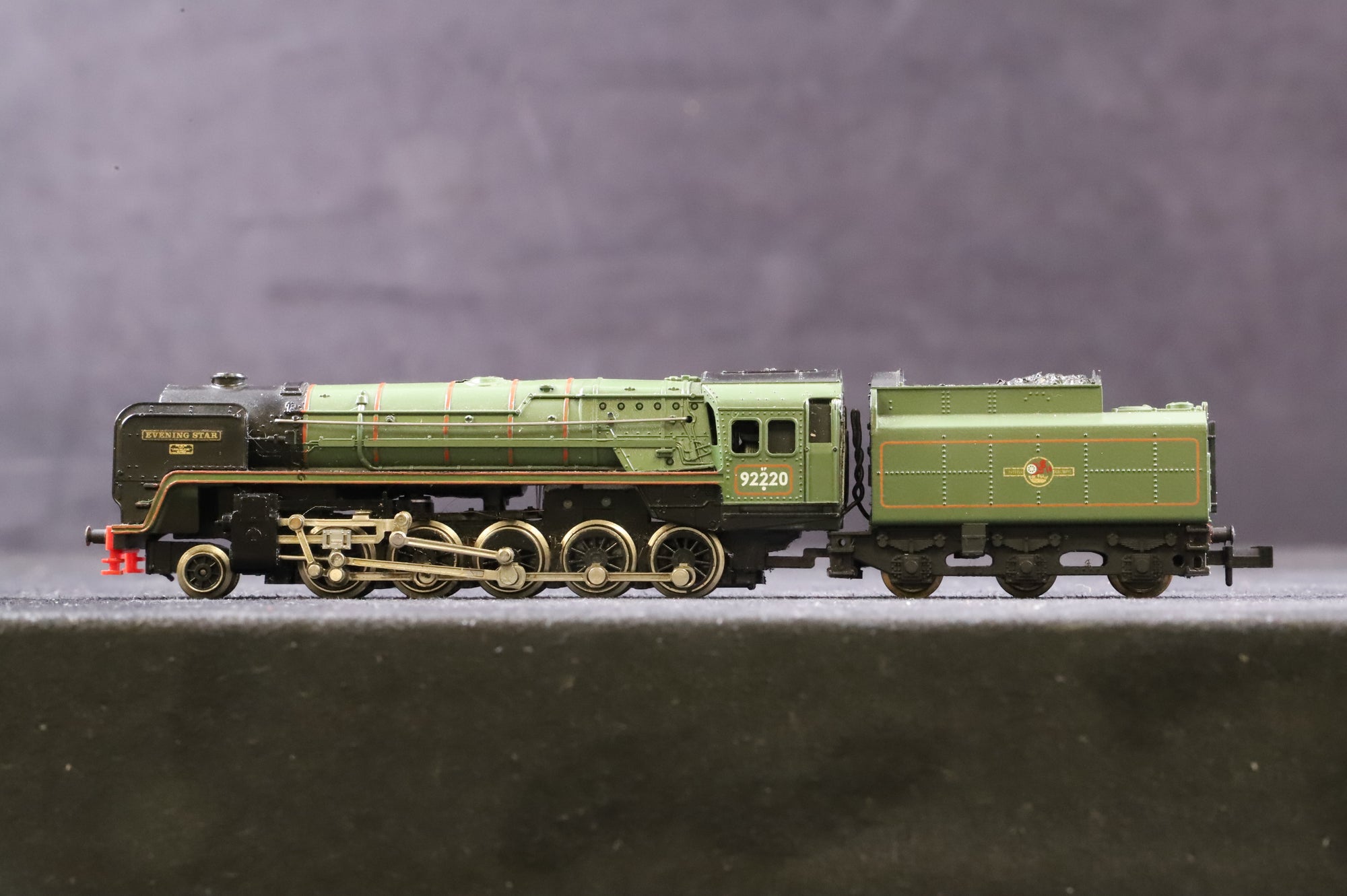 Hornby Minitrix N Gauge 209 Class 9F 'Evening Star' in Lined BR Green w/ Late Crests
