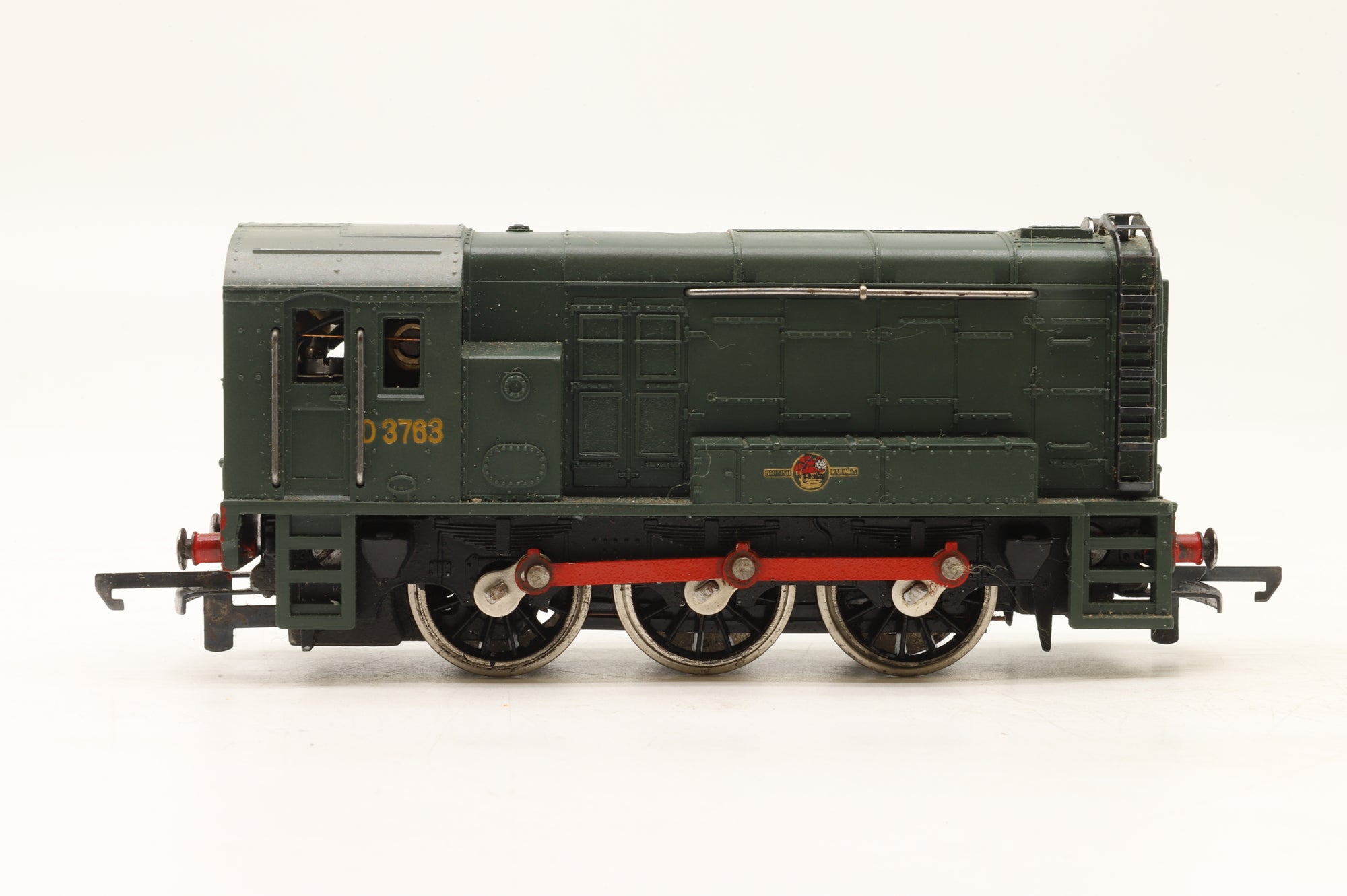 Wrenn OO W2231 Class 08 D3763 in BR Green