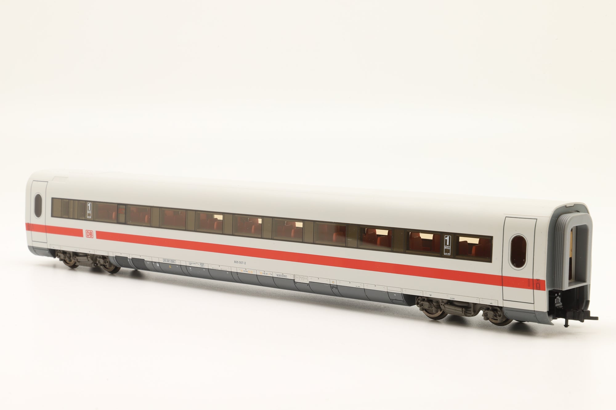 Fleischmann HO Rake Of 4 DB ICE Coaches Inc. 4447x2, 4446 & 4492