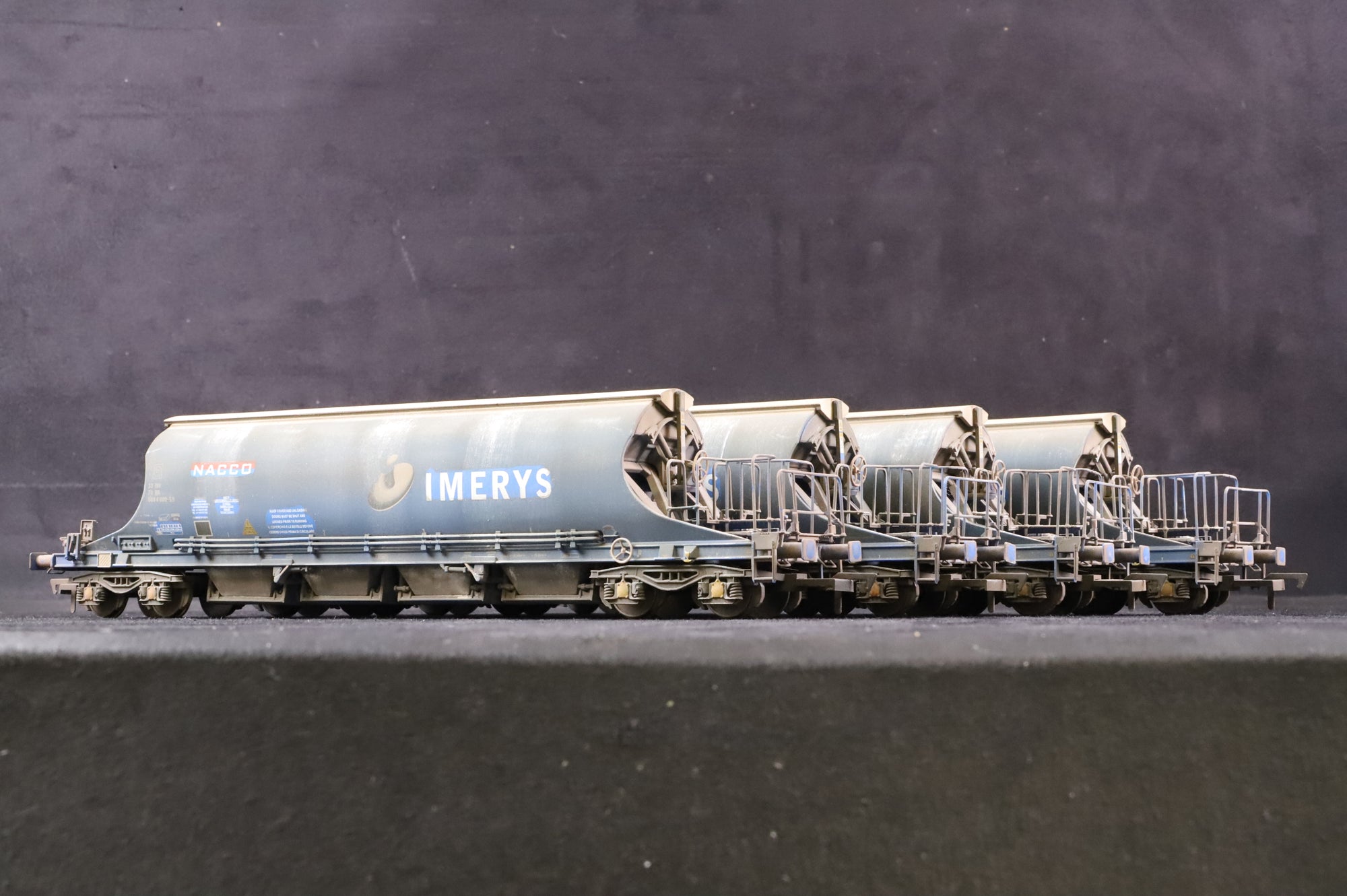 KMRC/Dapol OO Rake of 4 JIA Wagons in Nacco/Imerys Livery - Weathered