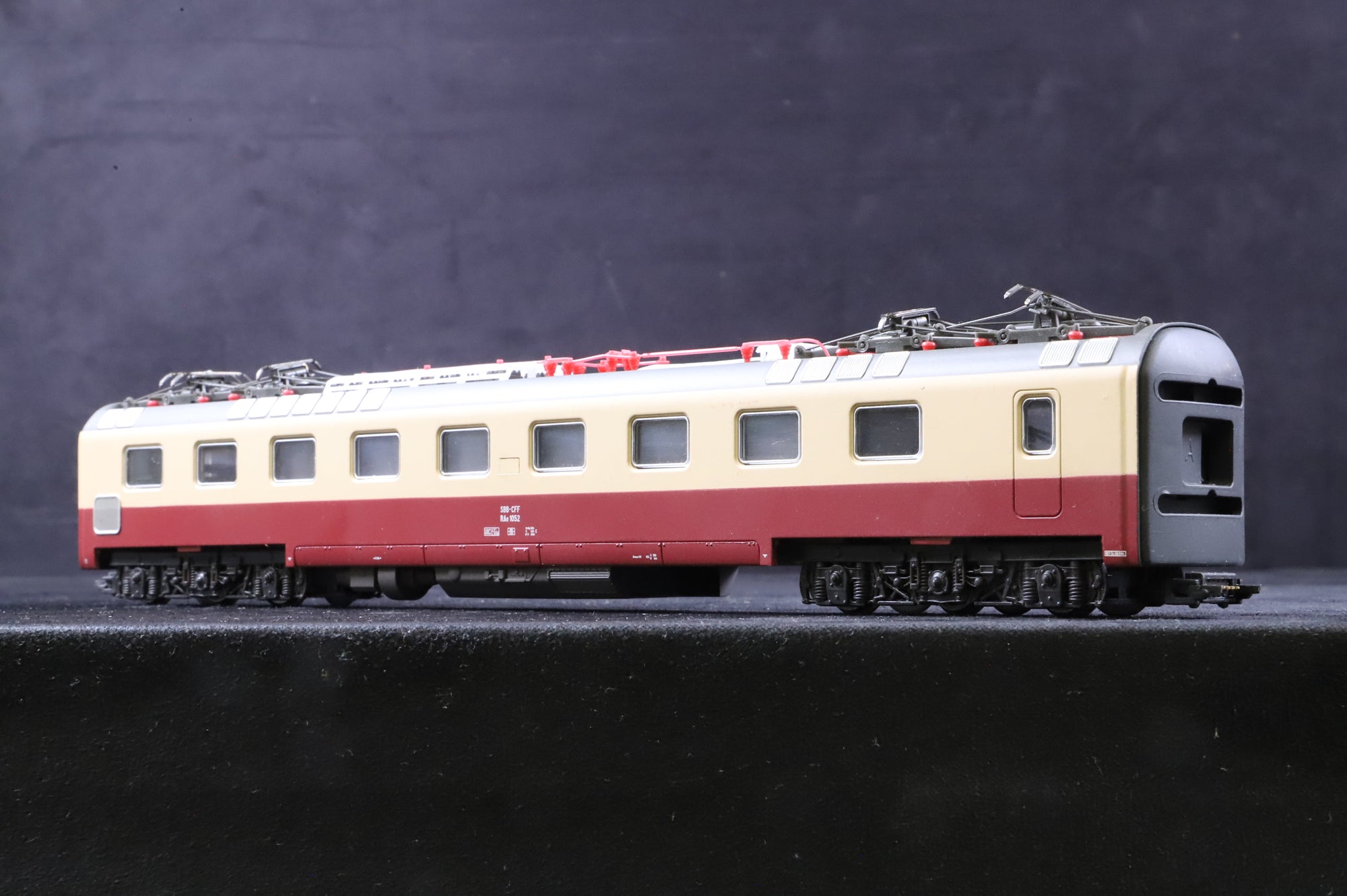 Rivarossi HO SBB TEE Gottardo 6-Car Set
