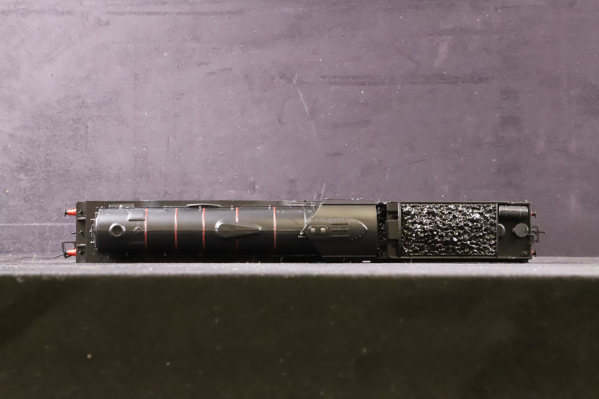 Bachmann OO 31-564 Class V2 '60860' 'Durham School' BR Black E/C DCC Fitted